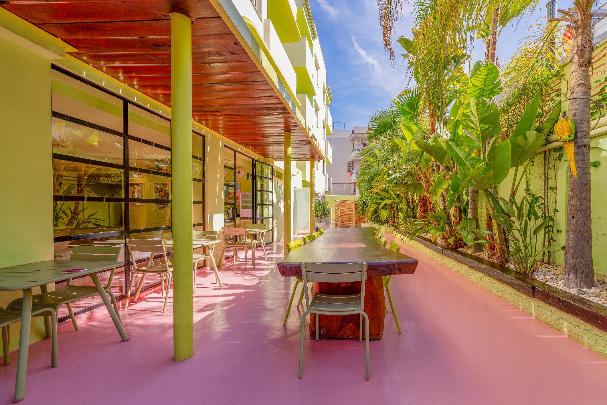 Tropicana Ibiza Suites - Adults Only 2