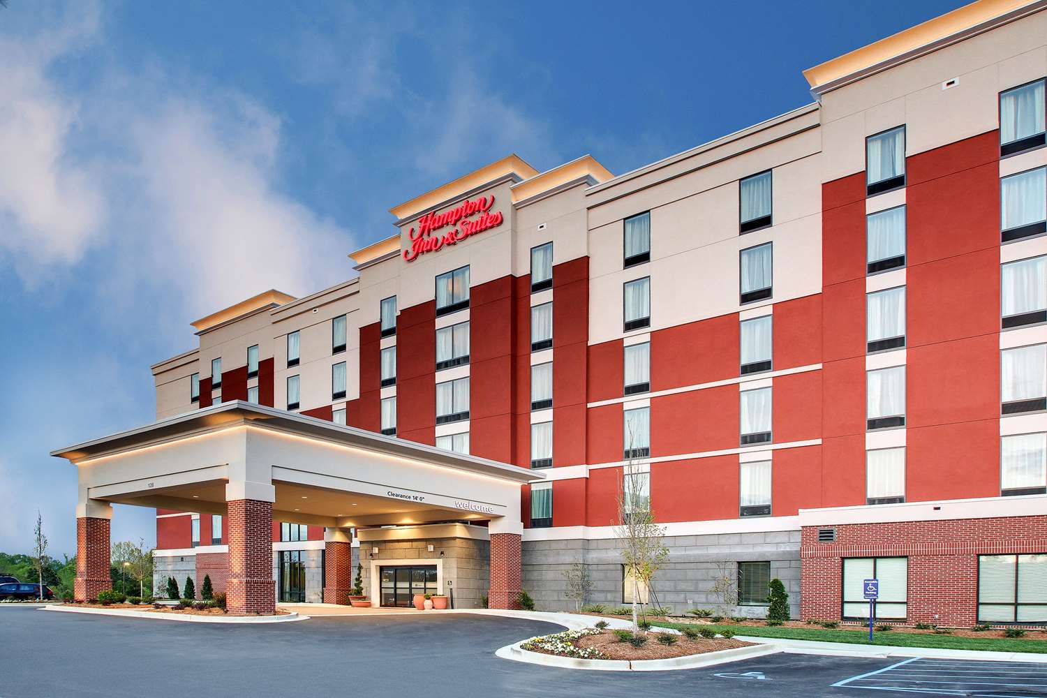 Hampton Inn & Suites Greenville Airport 1