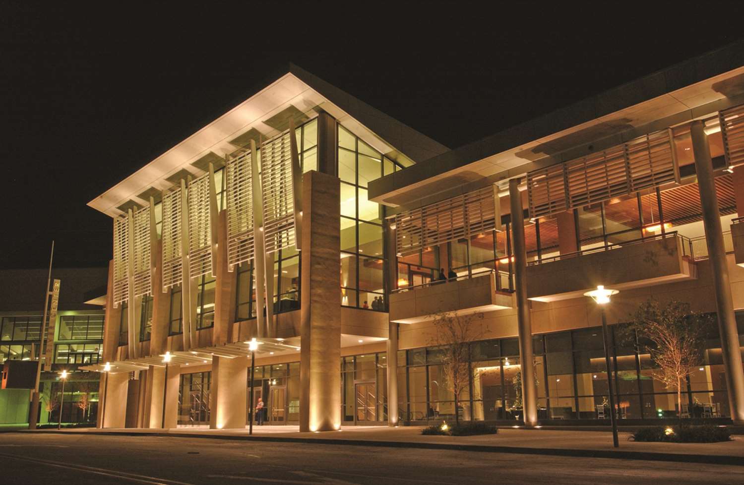Embassy Suites Baton Rouge 2