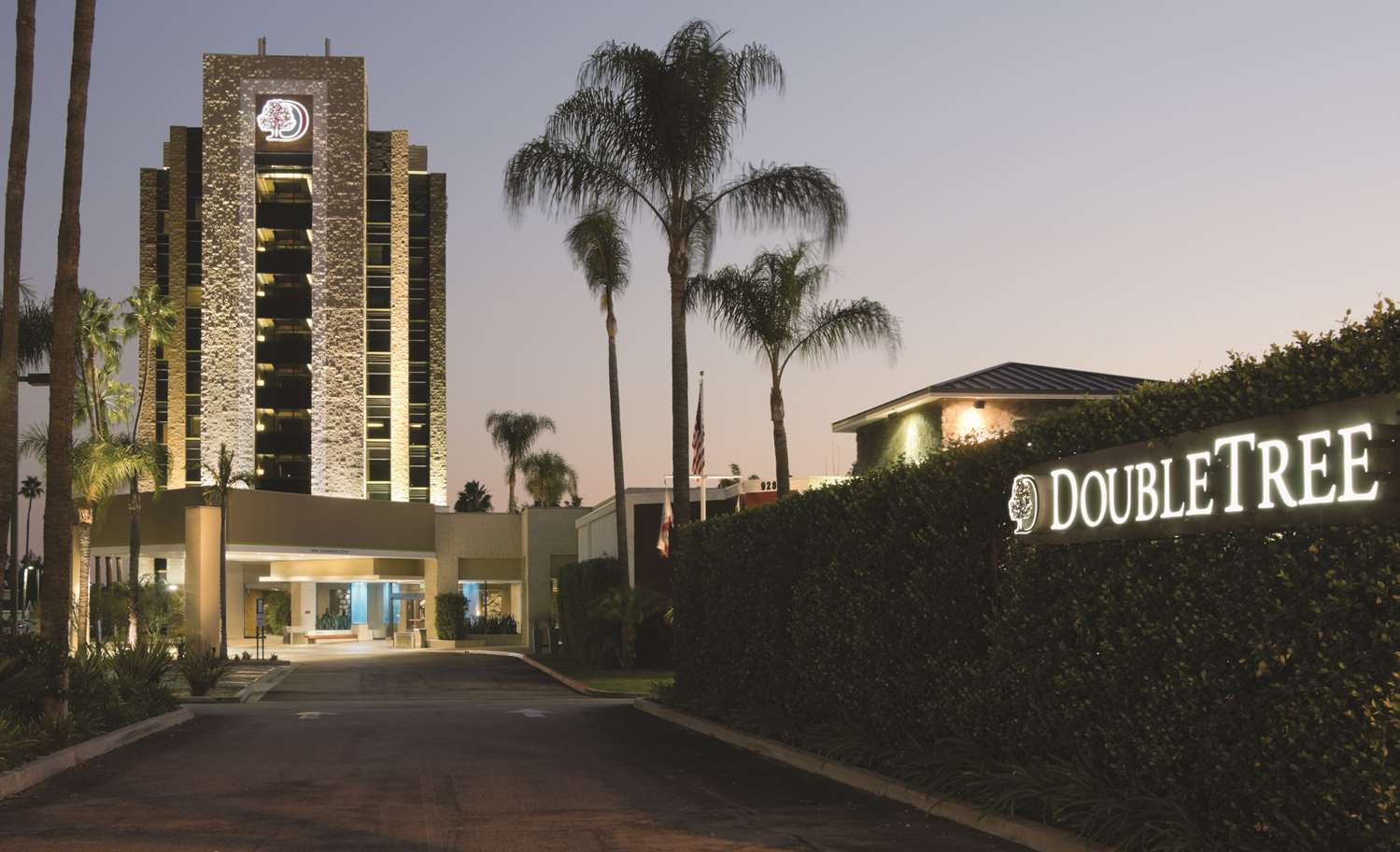 DoubleTree by Hilton Monrovia - Pasadena Area 1