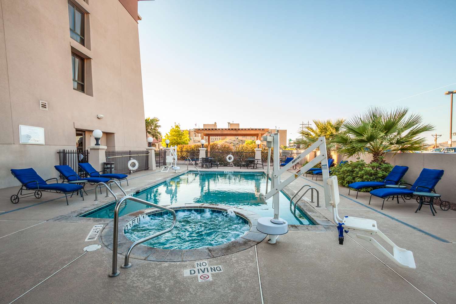 Hilton Garden Inn El Paso / University 2