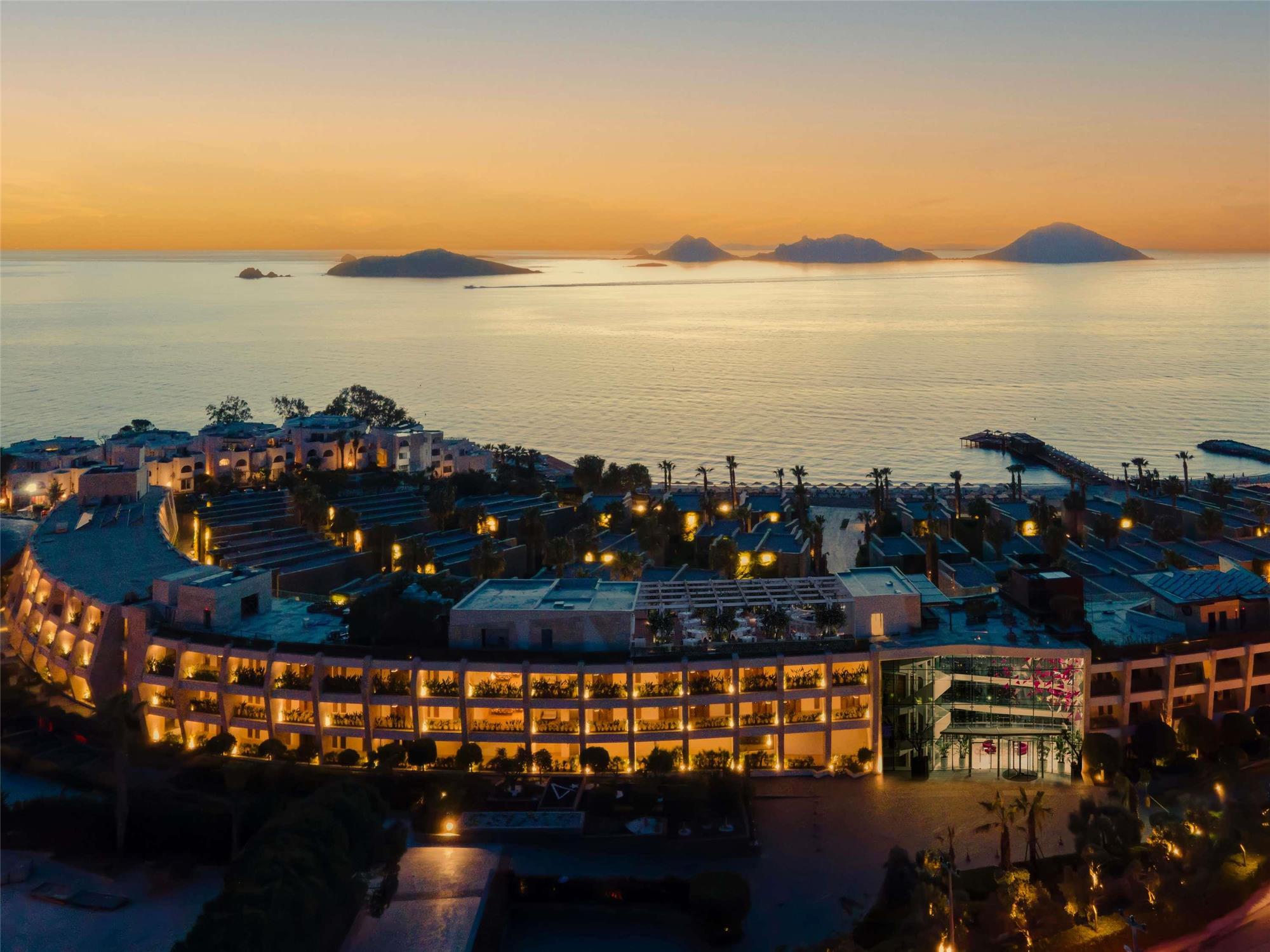 Swissôtel Resort Bodrum Beach 1