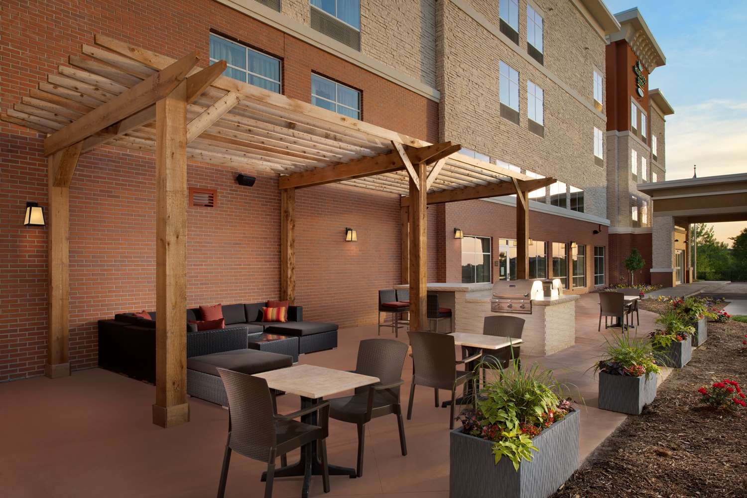 Homewood Suites By Hilton Kansas City Speedway 2