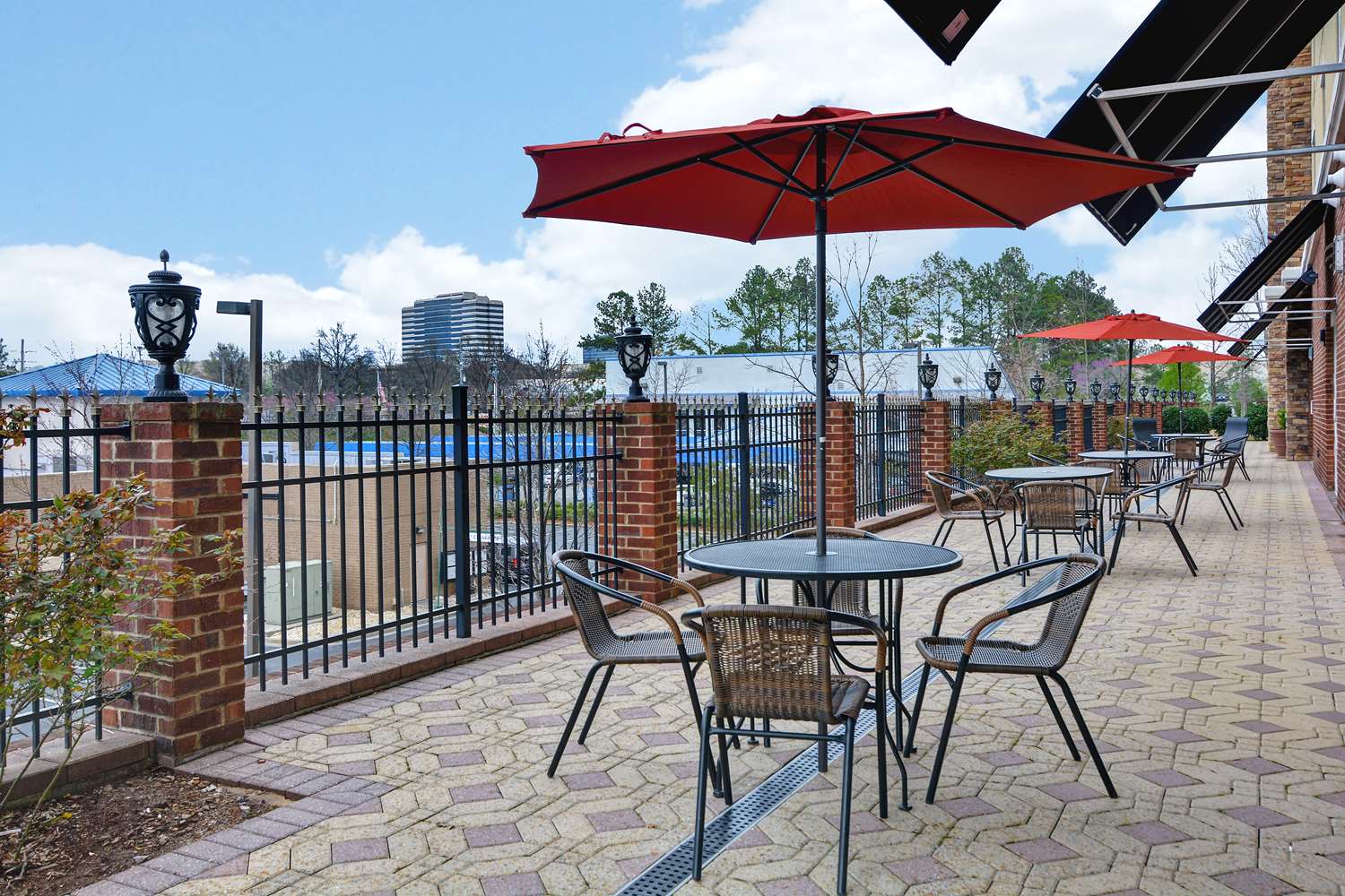 Hampton Inn & Suites Birmingham-Hoover-Galleria 2