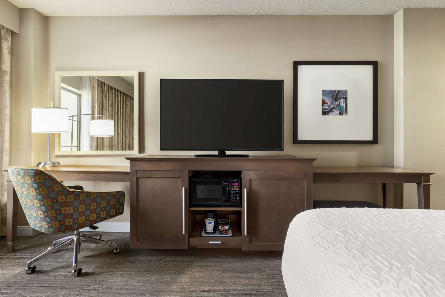 1 King Bed
