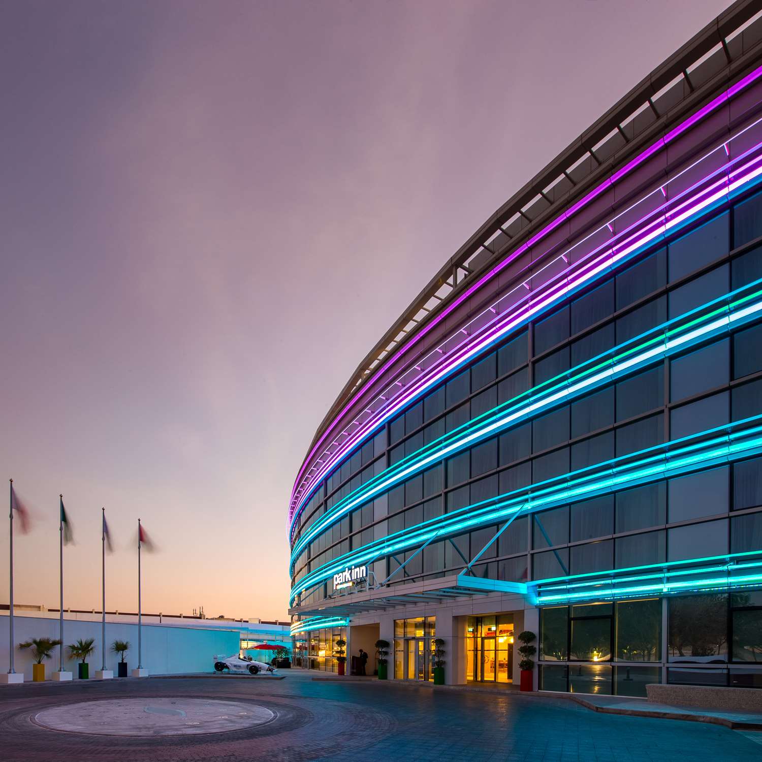 Park Inn by Radisson Dubai Motor City 1
