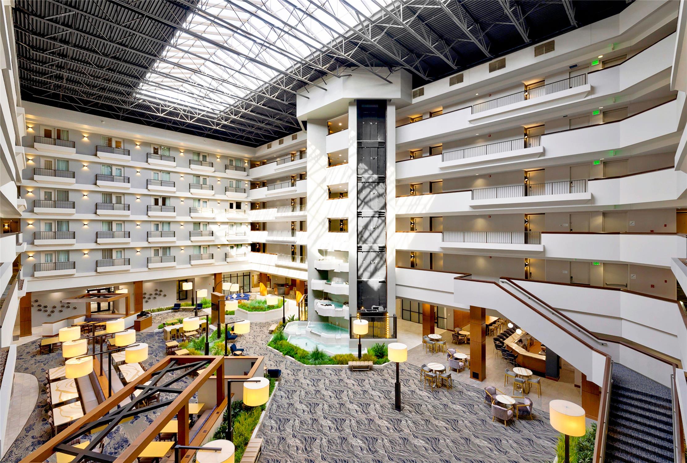 DoubleTree by Hilton Davenport 1