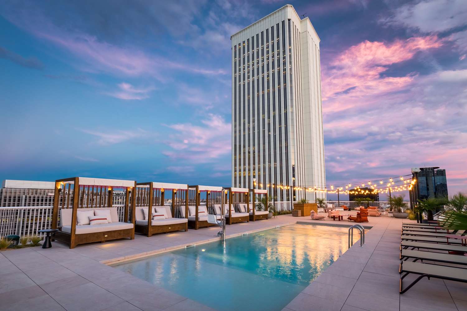 Canopy by Hilton Madrid Castellana 1