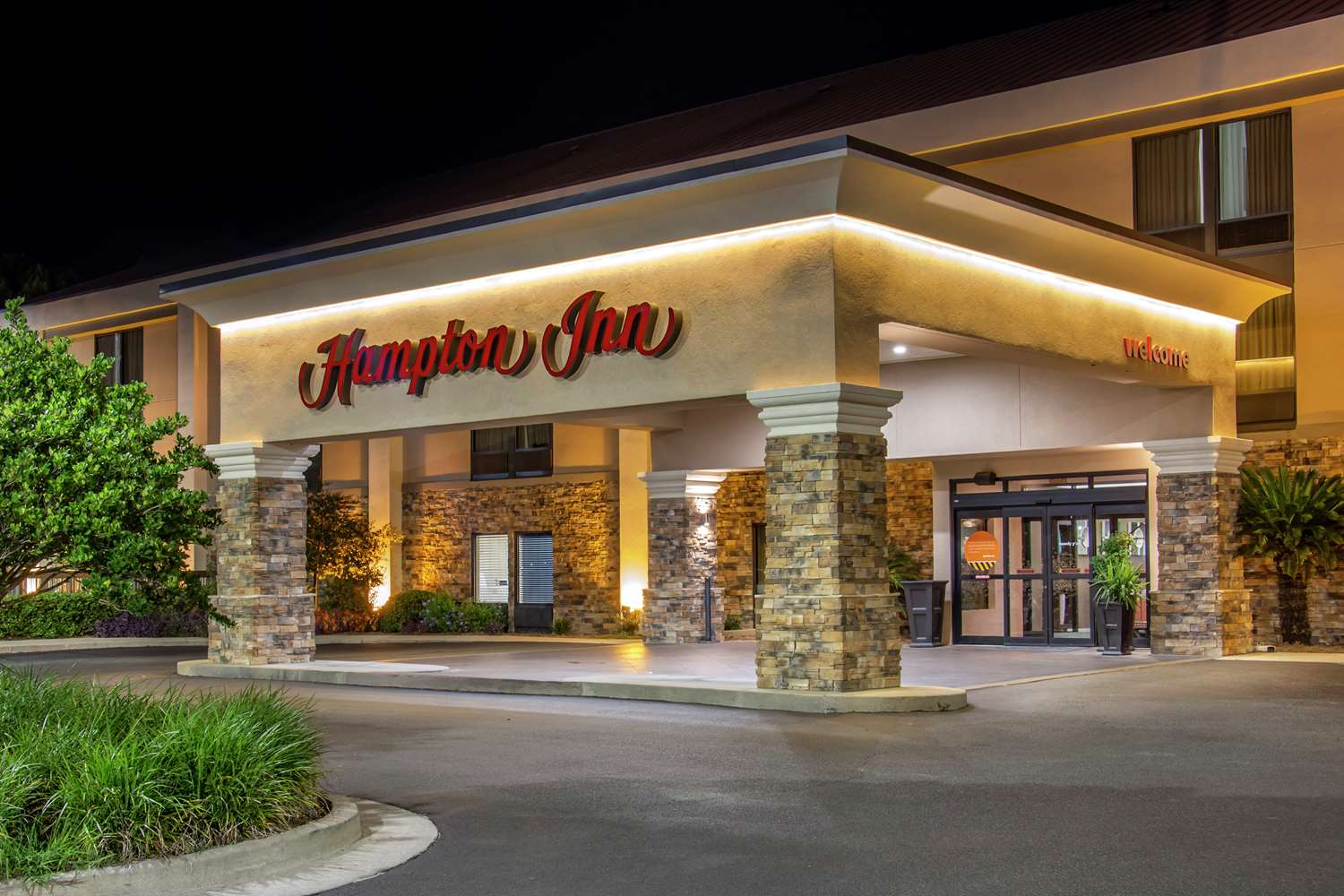 Hampton Inn Adel 1