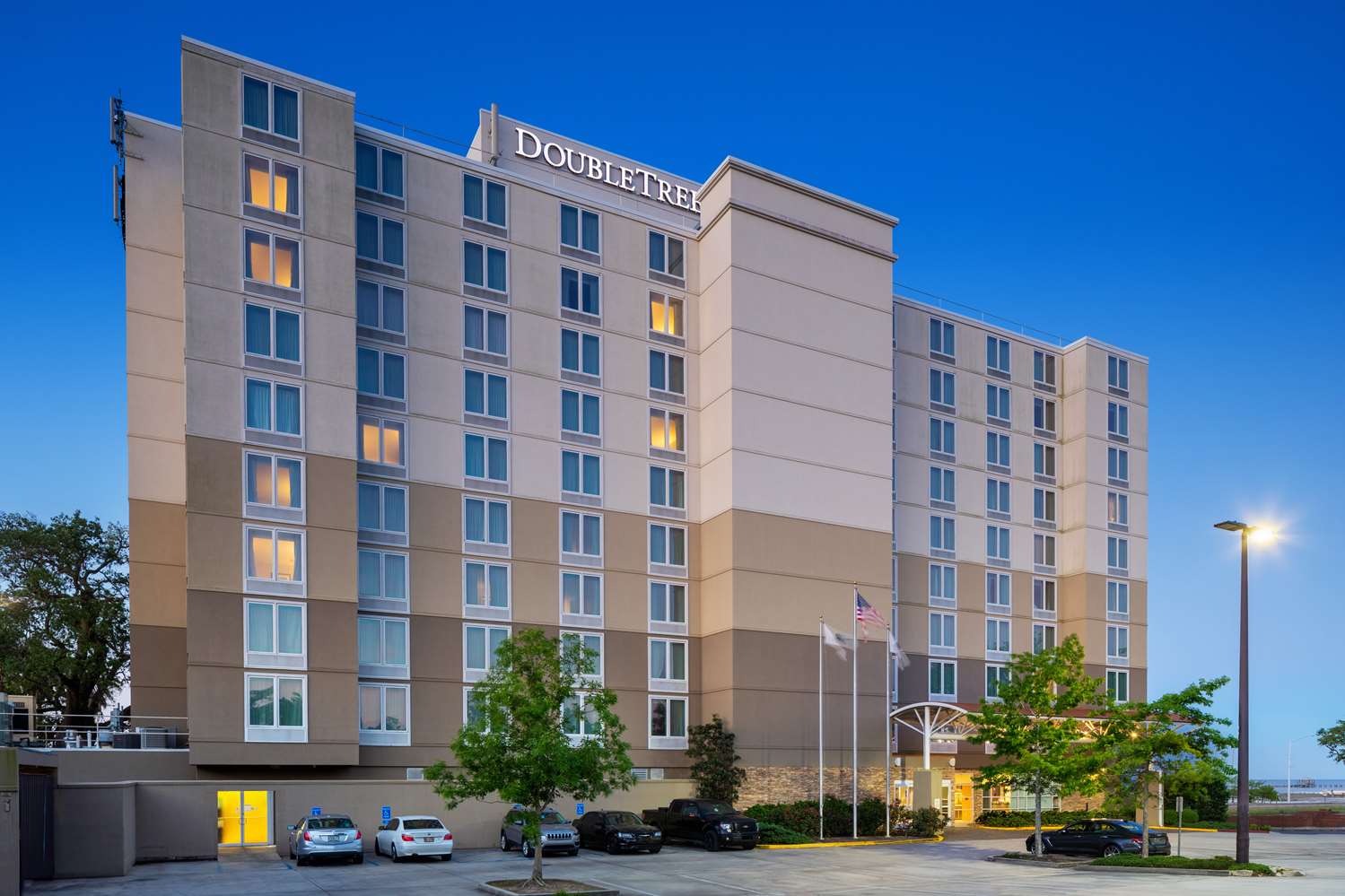 DoubleTree by Hilton Biloxi 2