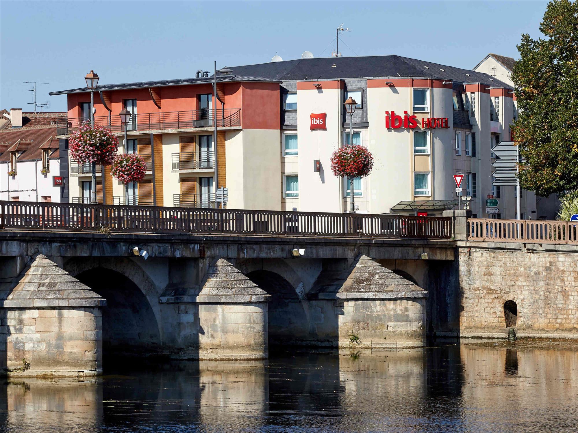 ibis Auxerre Centre 2