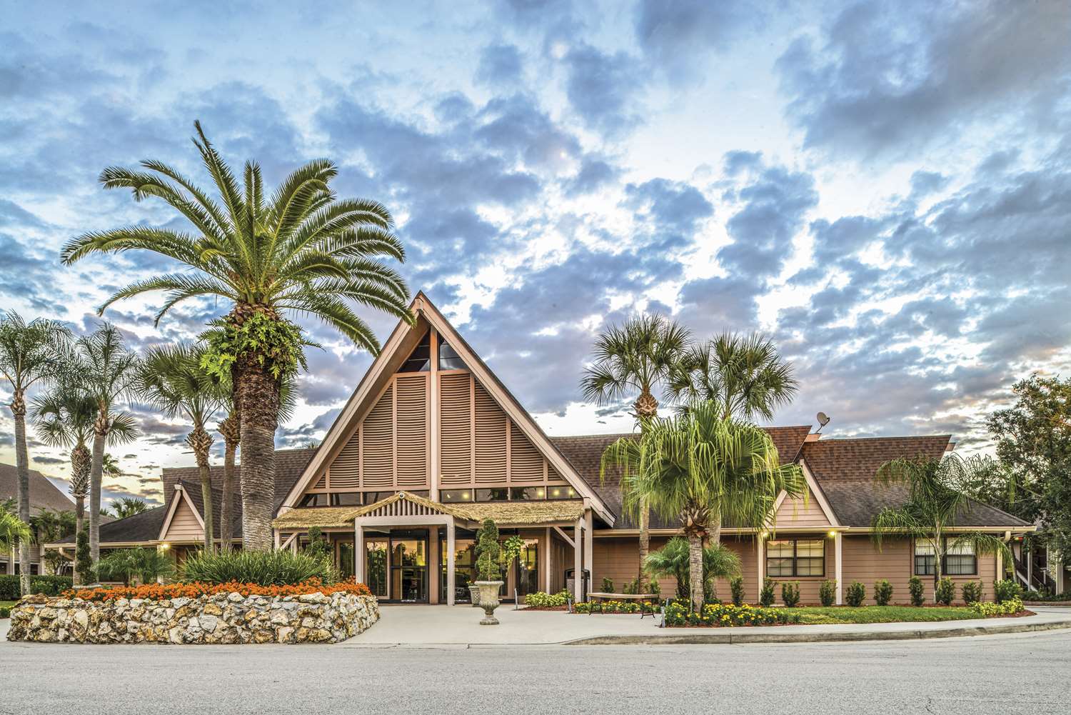 Hilton Vacation Club Polynesian Isles Kissimmee 2