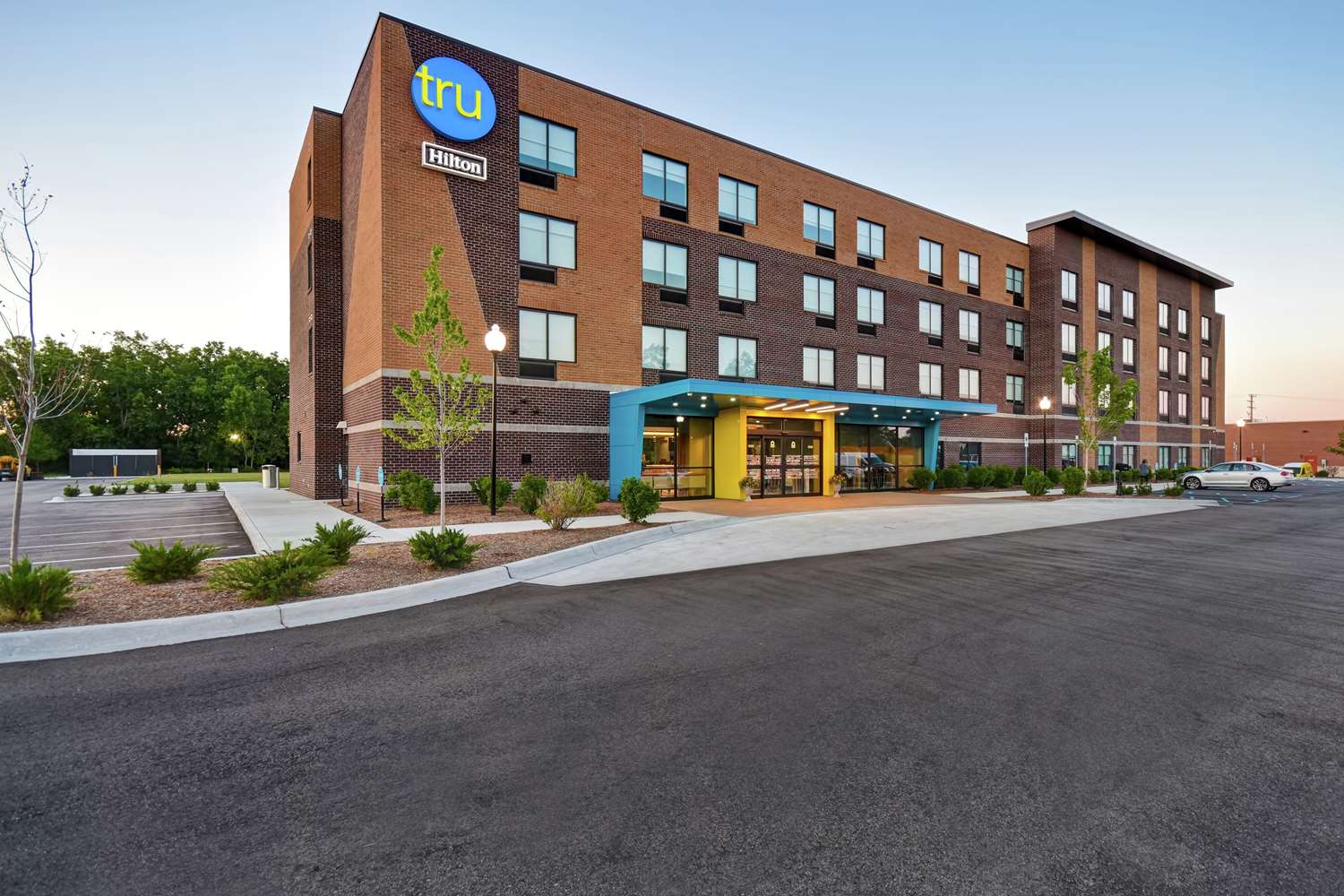 Tru By Hilton Sterling Heights Detroit 1