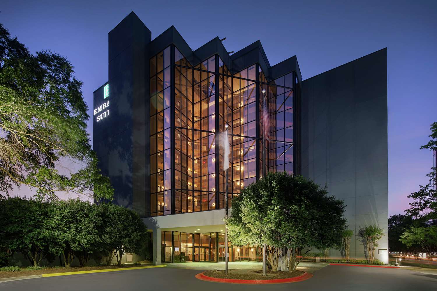 Embassy Suites by Hilton Atlanta-Perimeter Center 2