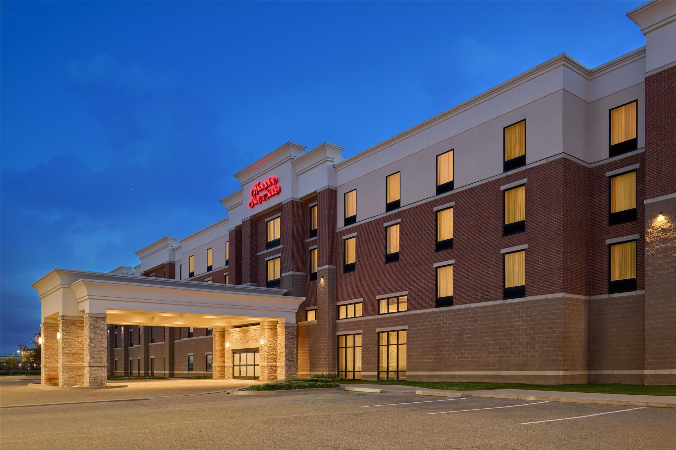 Hampton Inn & Suites Detroit/Troy 2