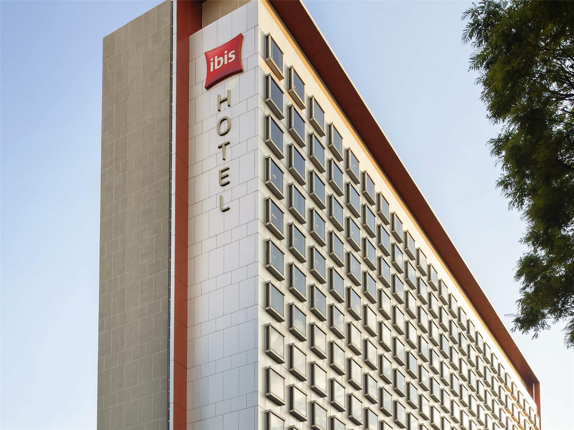 Ibis Singapore on Bencoolen 1