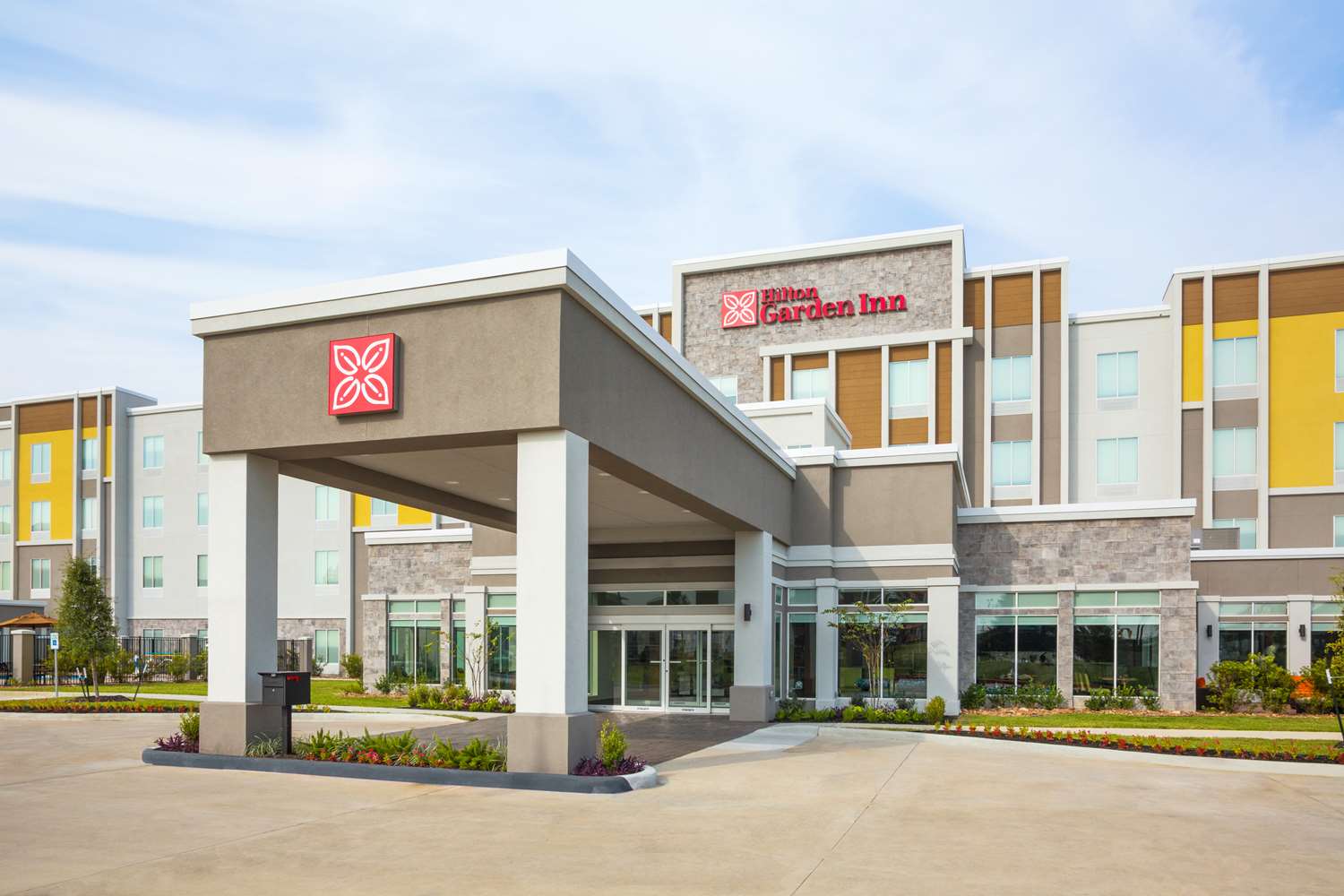 Hilton Garden Inn Houston-Baytown 1