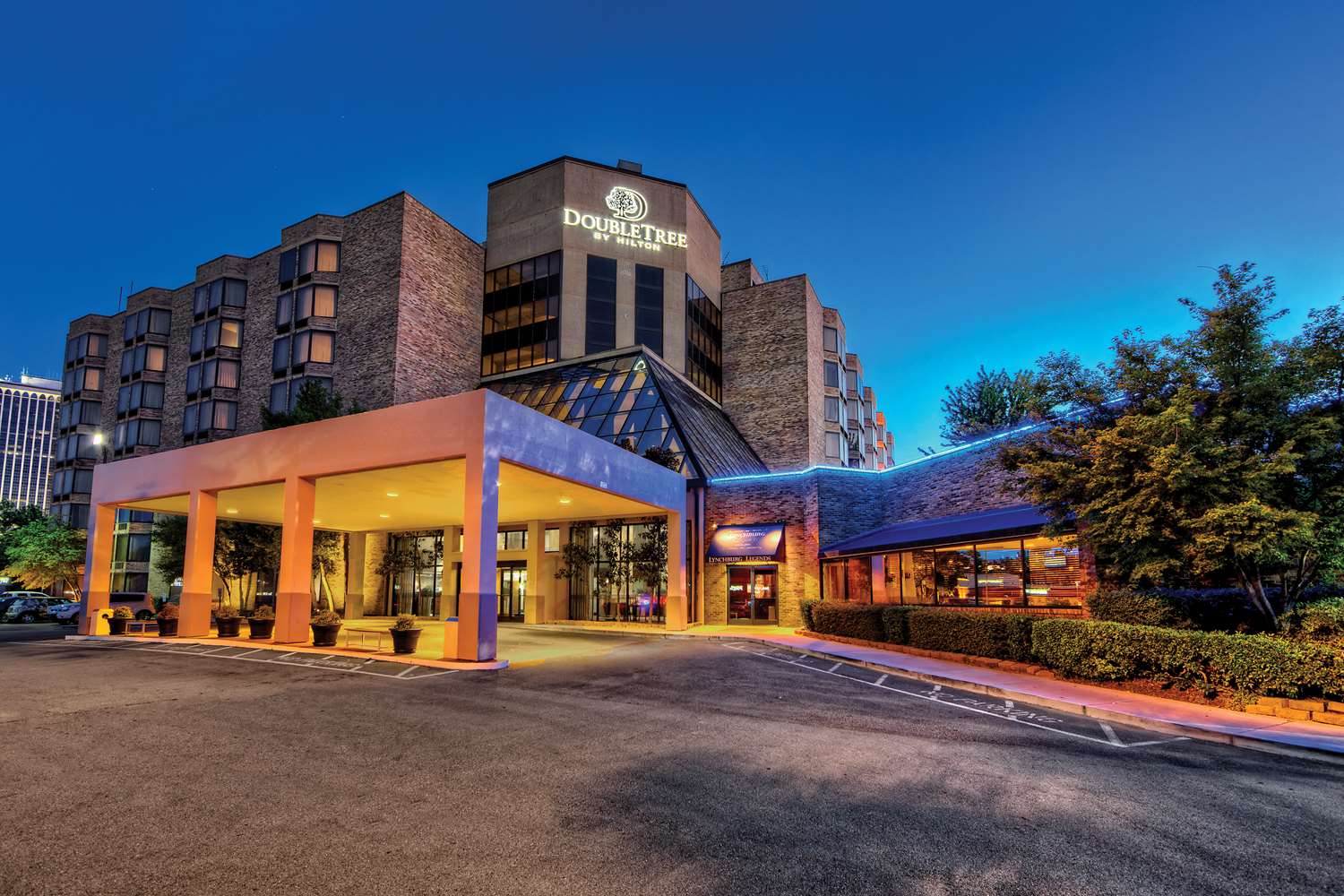 DoubleTree by Hilton Memphis 1