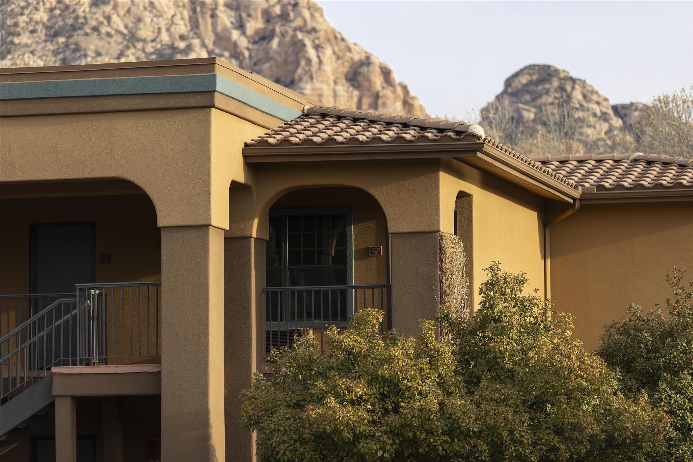 Mountain Modern Sedona, Tapestry Collection by Hilton 2