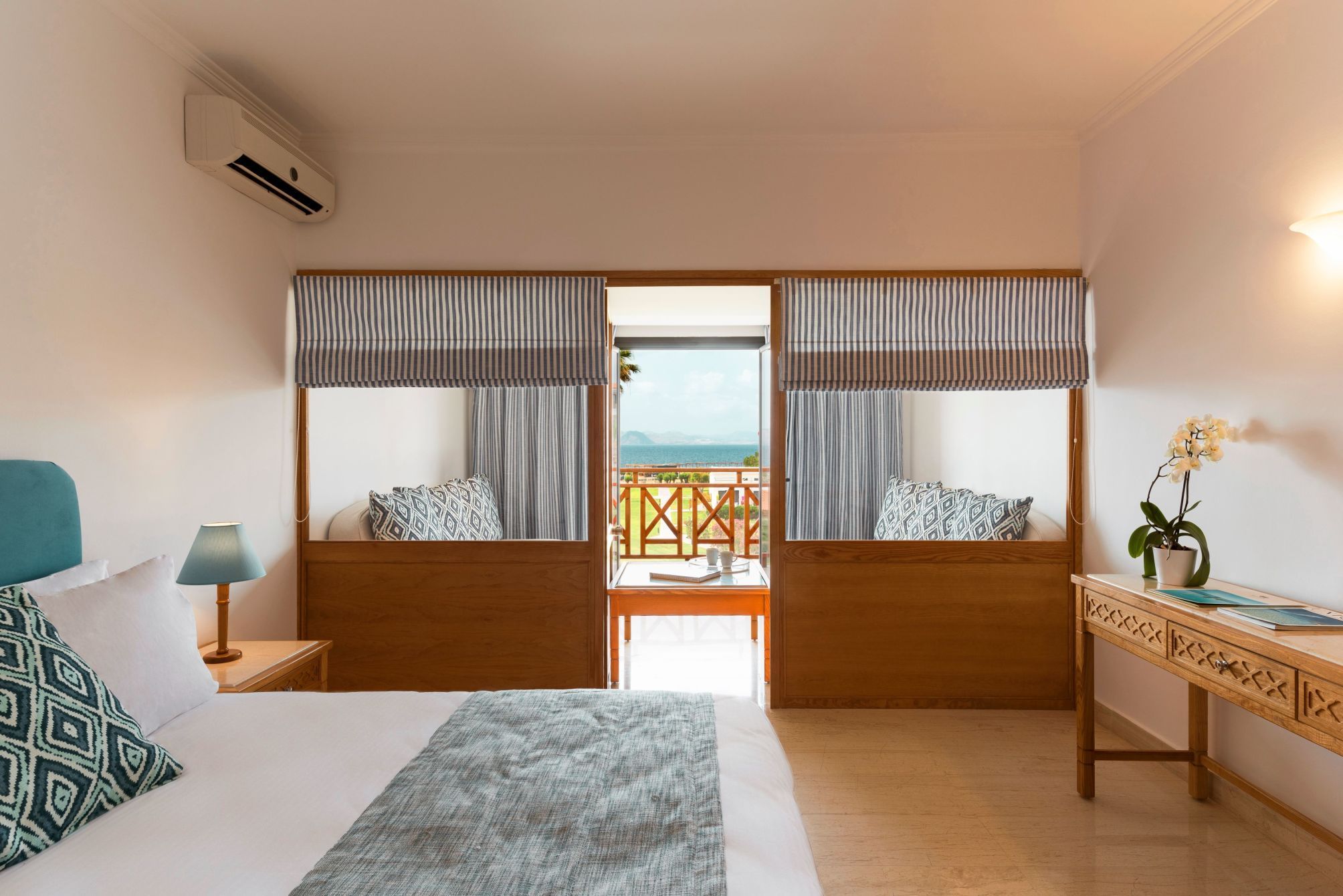 Family Room with Sea View