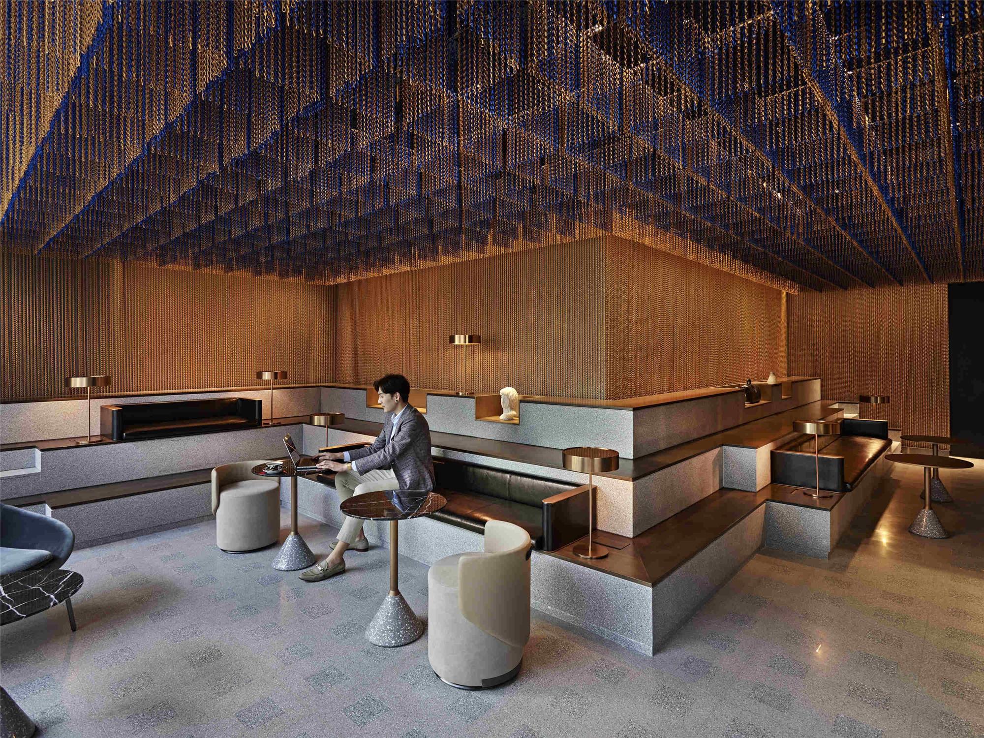 Pullman Singapore Orchard 1