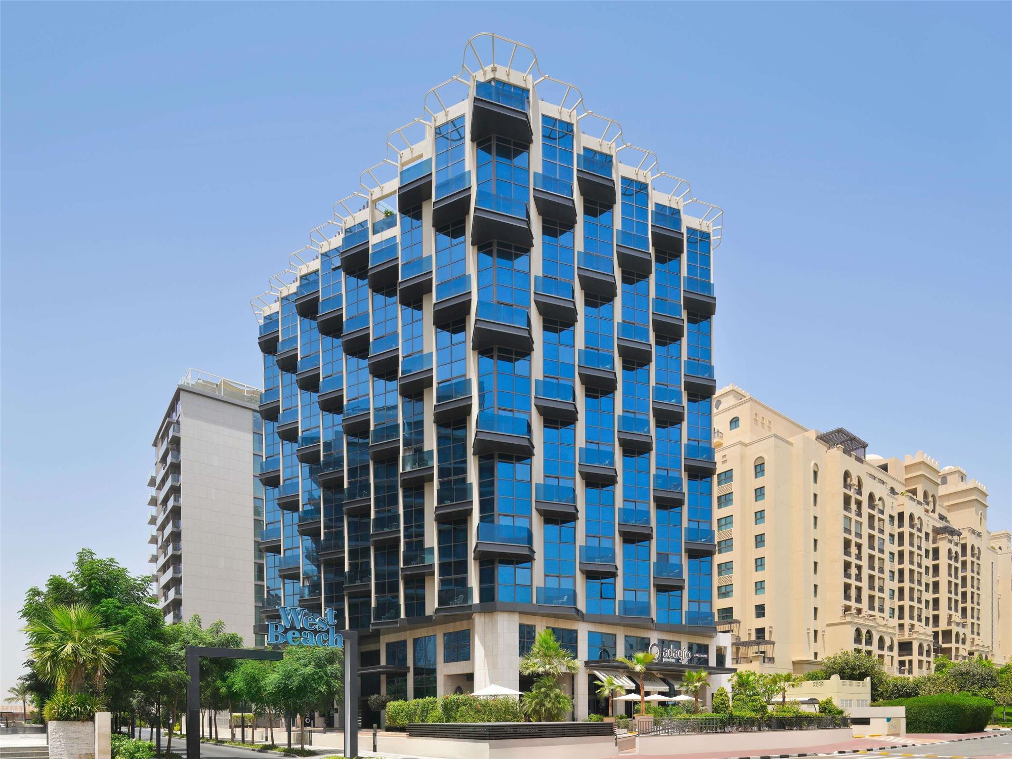 Adagio Premium The Palm 1