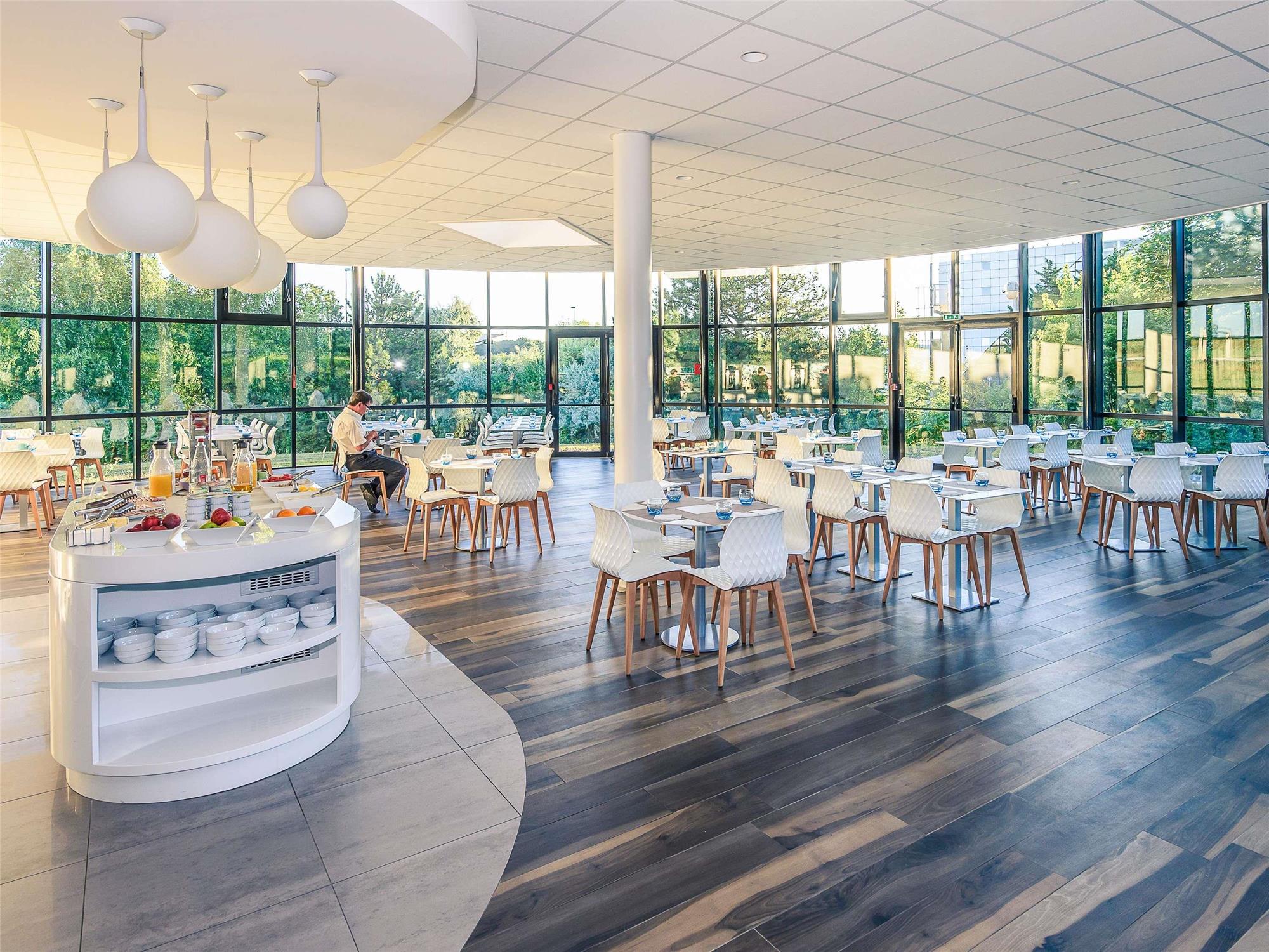 Mercure Poitiers Site du Futuroscope 1