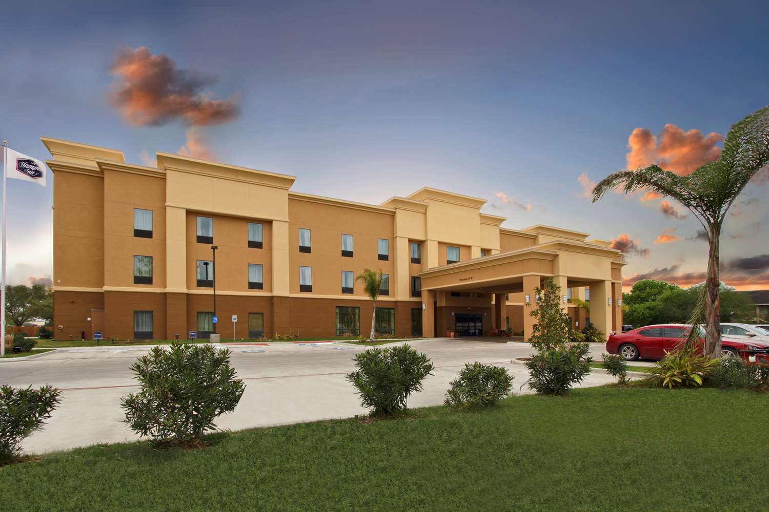 Hampton Inn Beeville 1