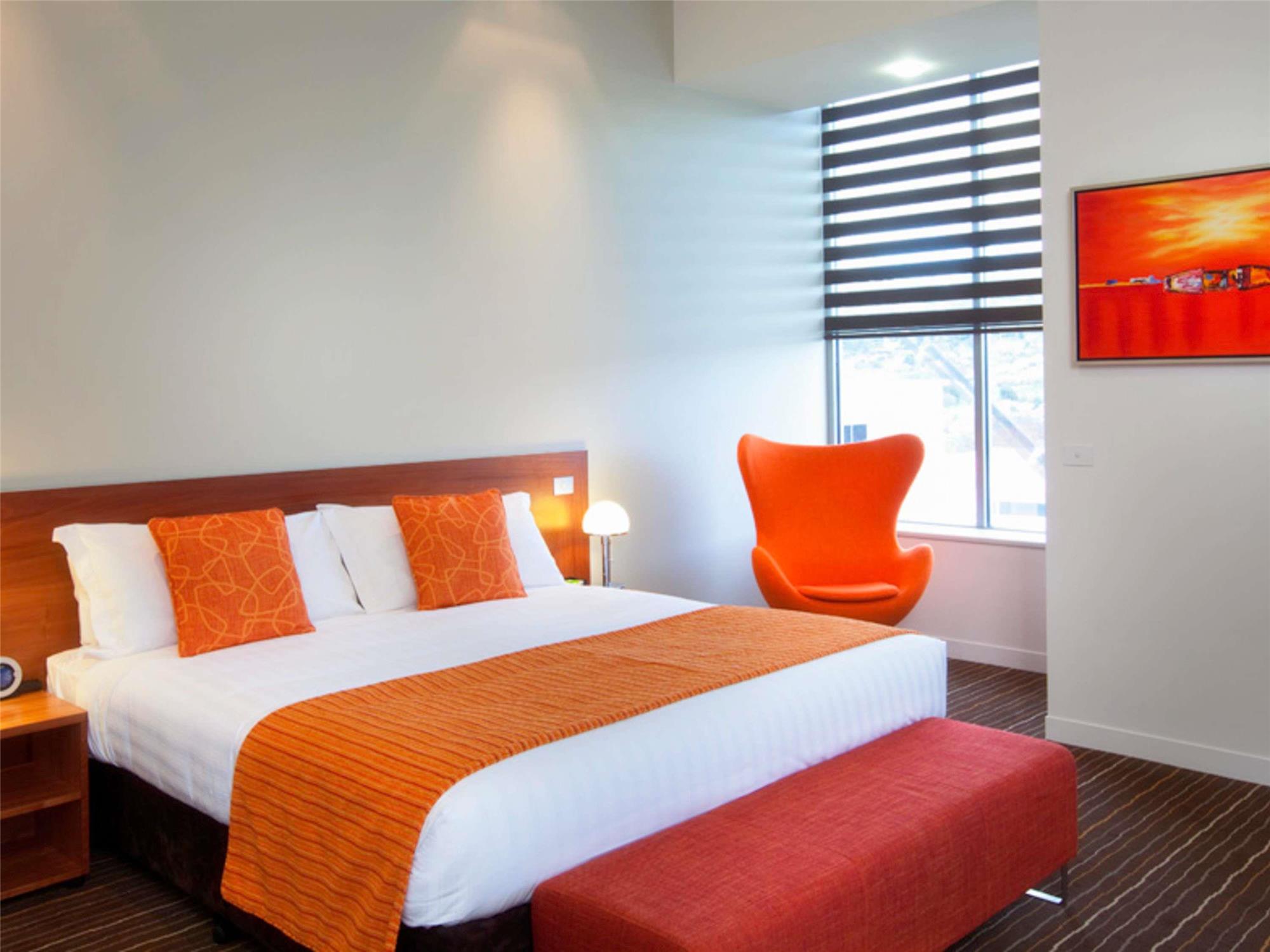 Mantra Charles Hotel 2