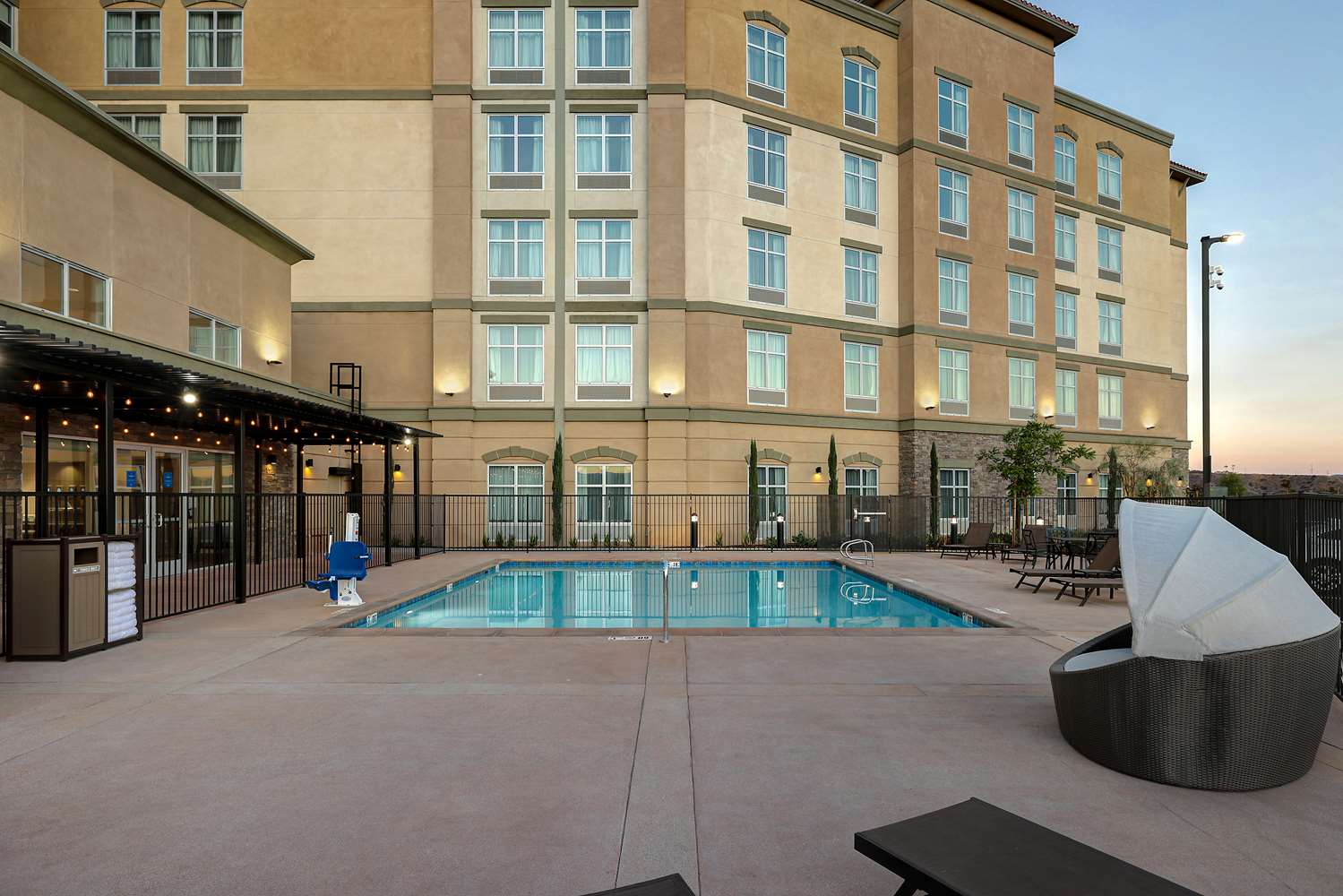 Homewood Suites By Hilton Santa Clarita/Valencia, Ca 1
