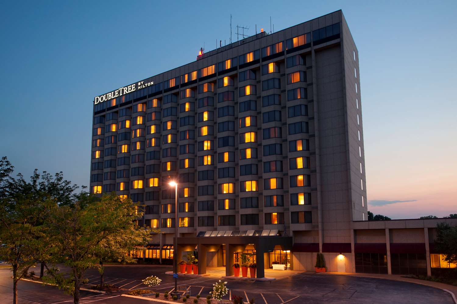 DoubleTree by Hilton Hotel St. Louis - Chesterfield 2