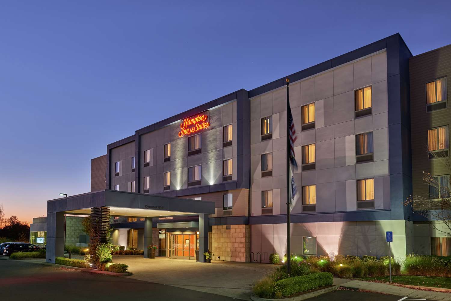 Hampton Inn & Suites Salem, OR 1