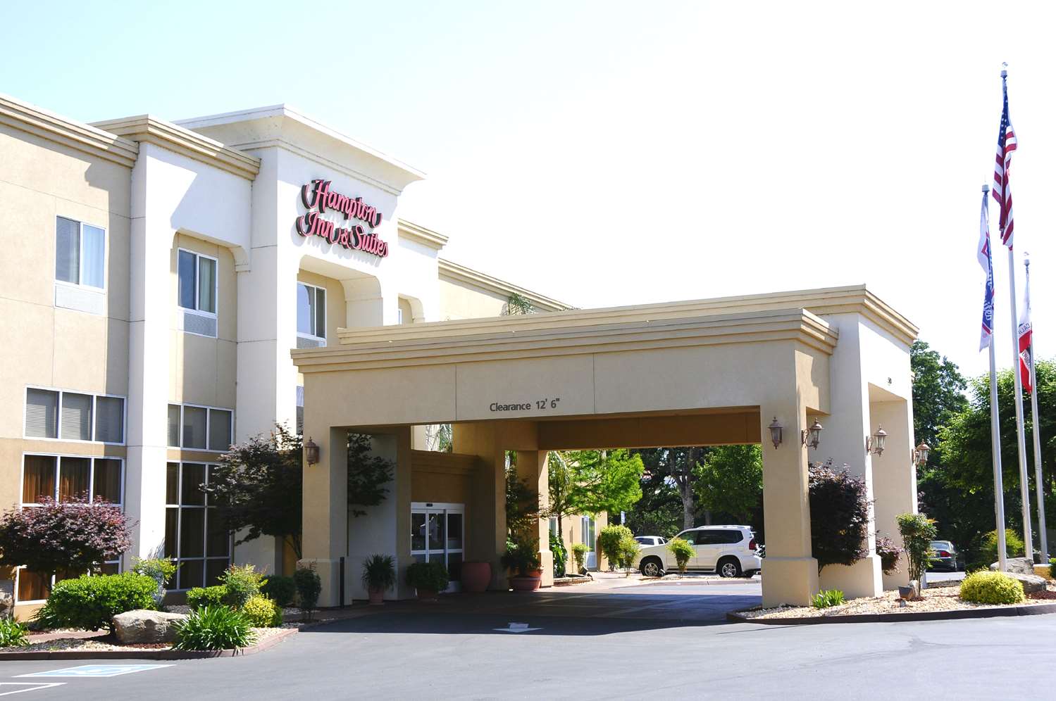 Hampton Inn & Suites Red Bluff 2