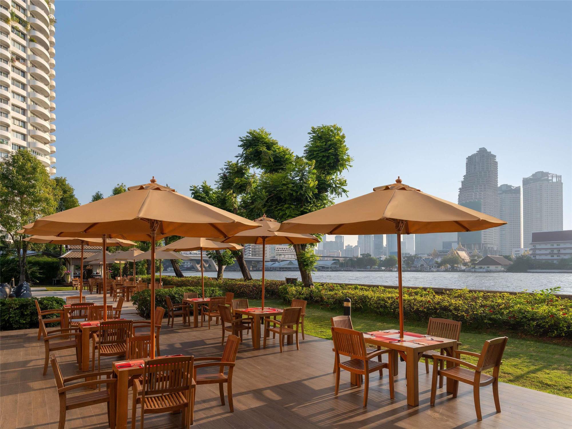 Ibis Bangkok Riverside 2