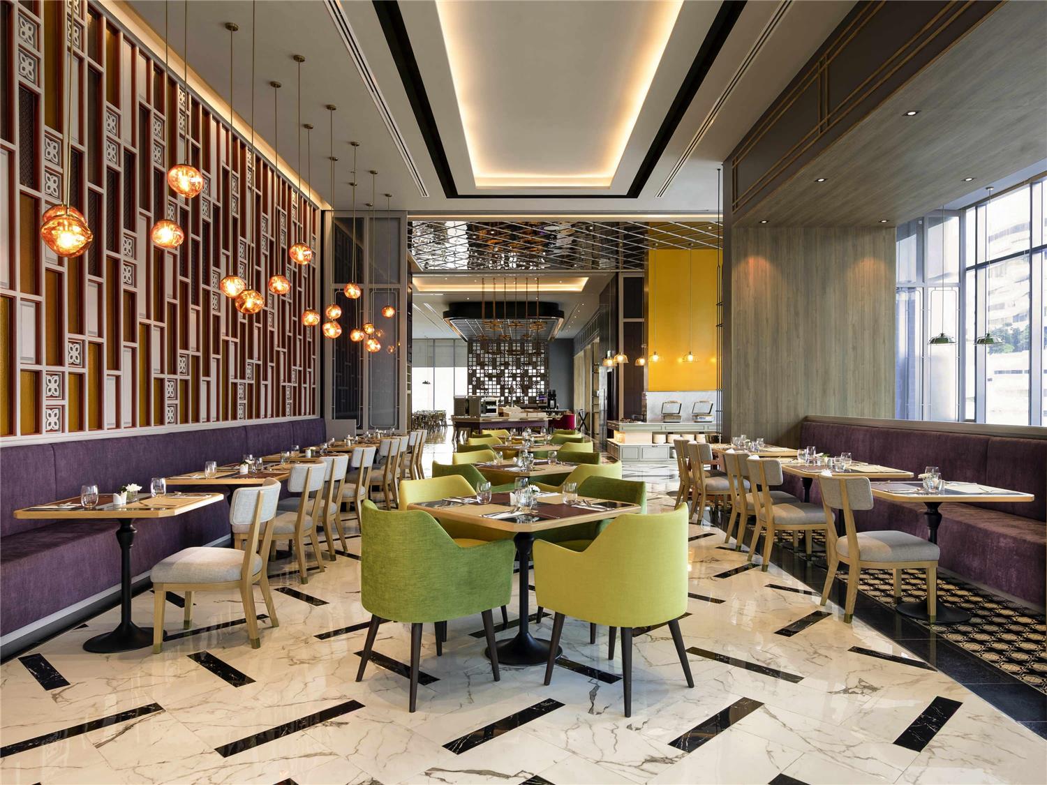 Mercure Bangkok Sukhumvit 24 1