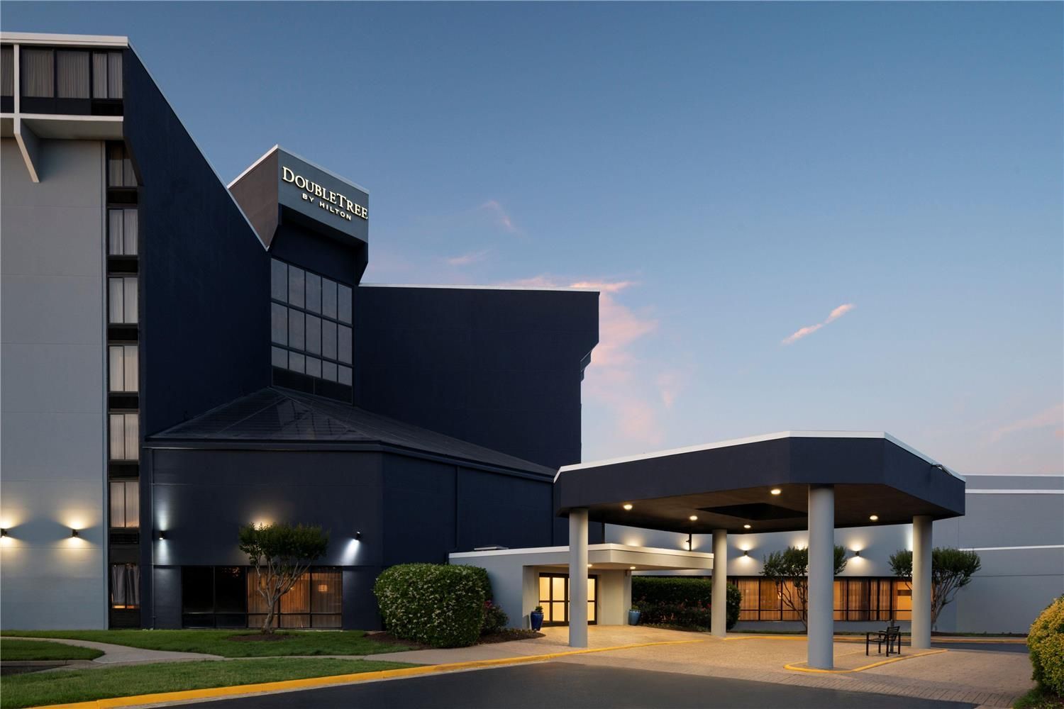 DoubleTree by Hilton Richmond - Midlothian 2