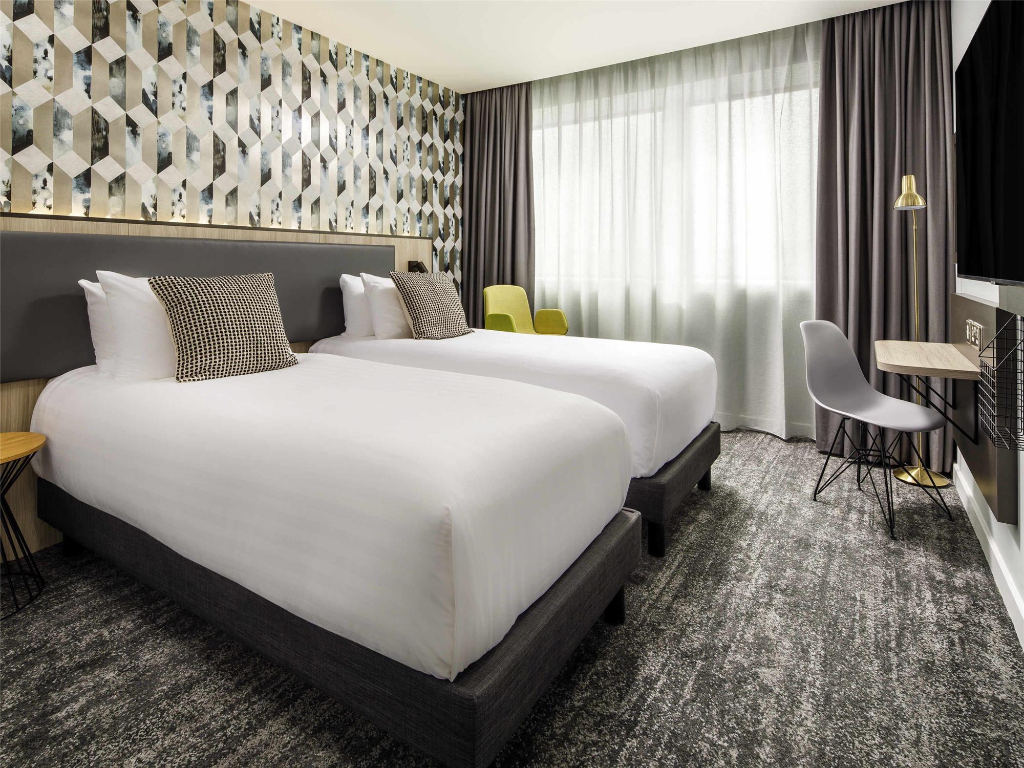 Mercure Newport 1
