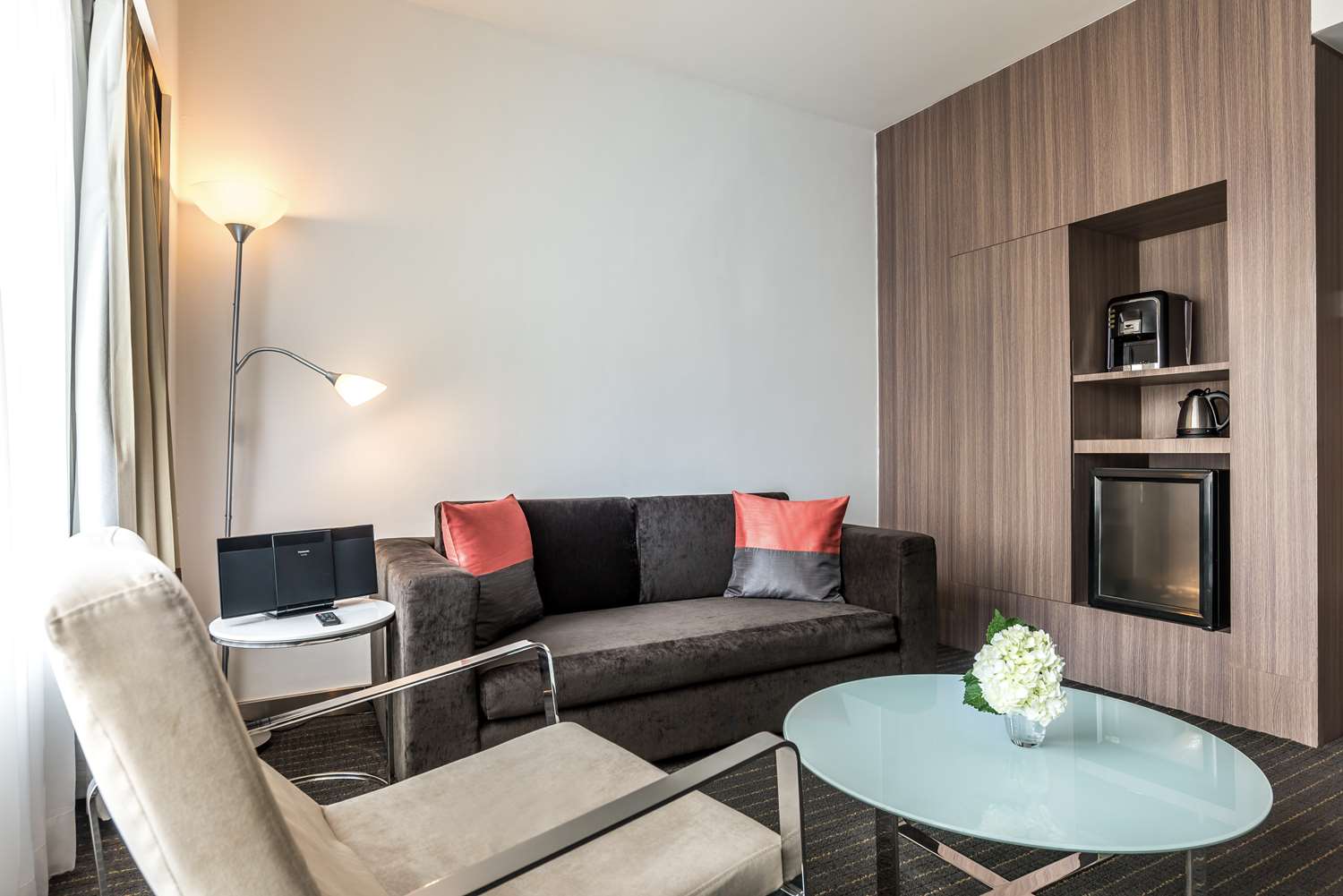 Deluxe Suite