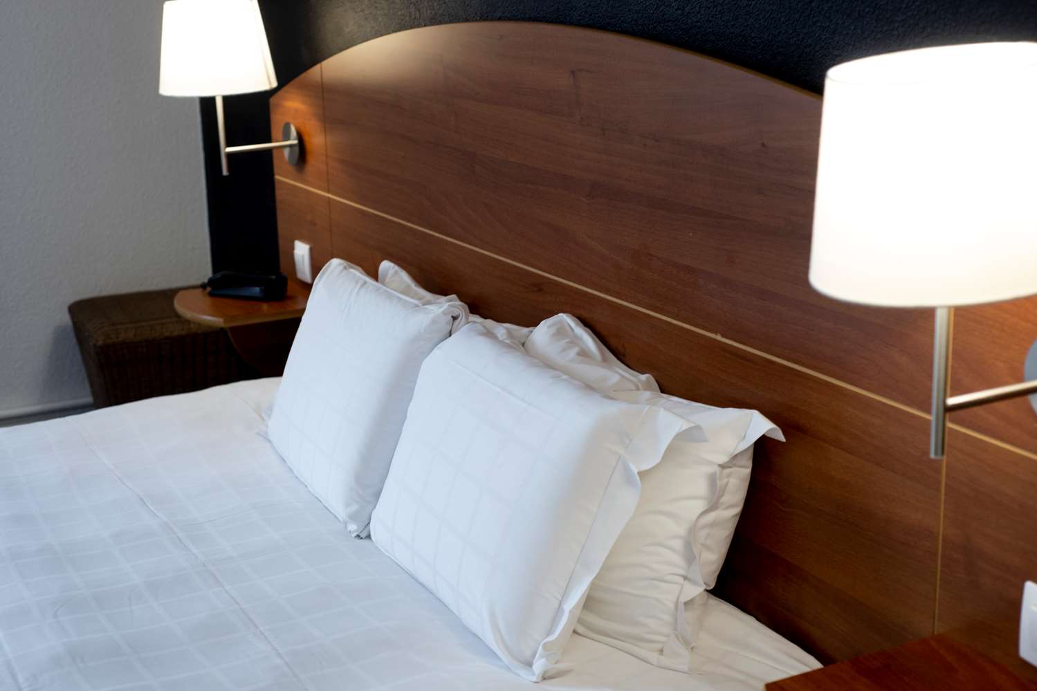 Kyriad Hotel Clermont Ferrand Centre 1