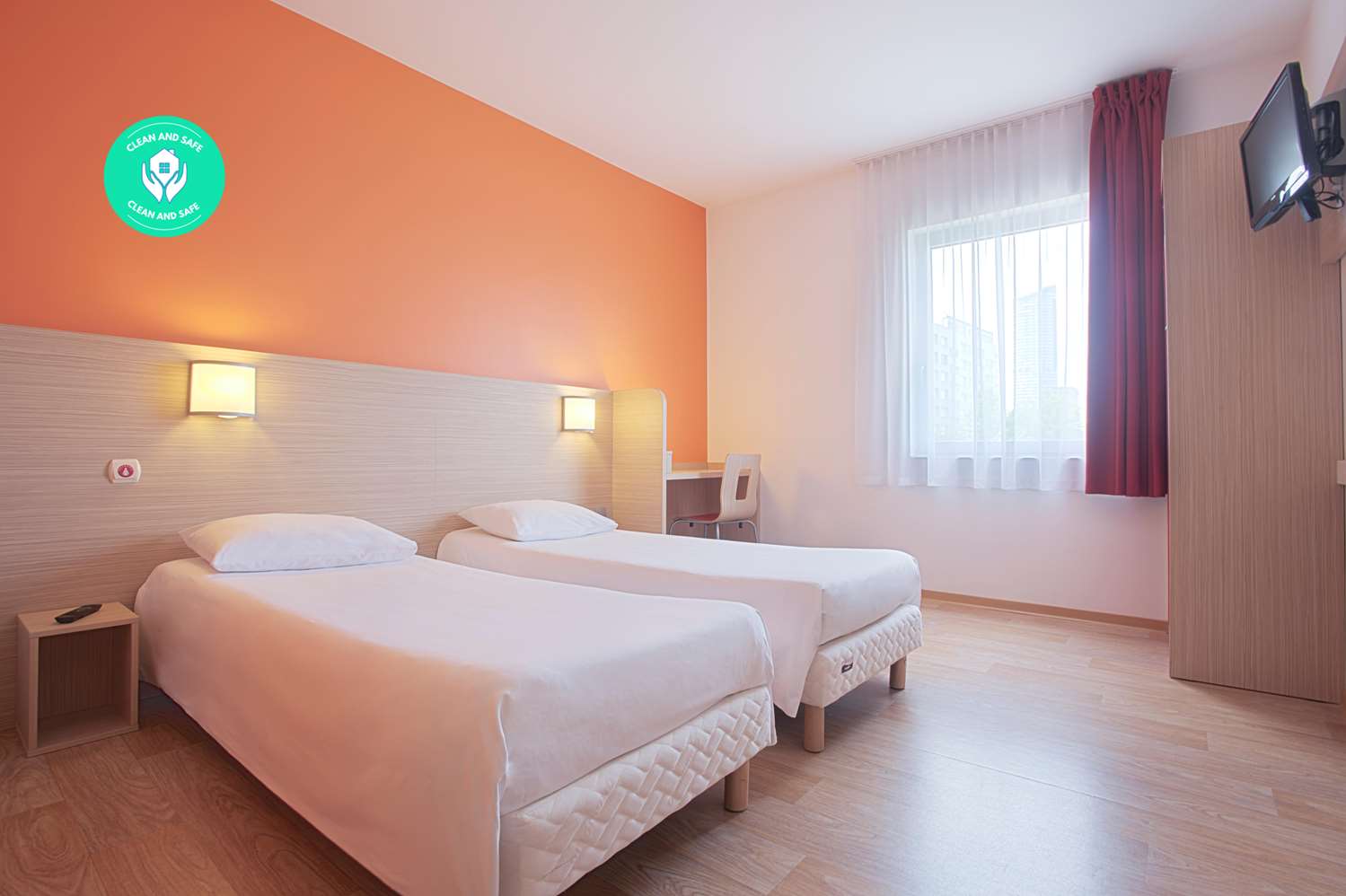 Zimmer mit 2 einzelbetten