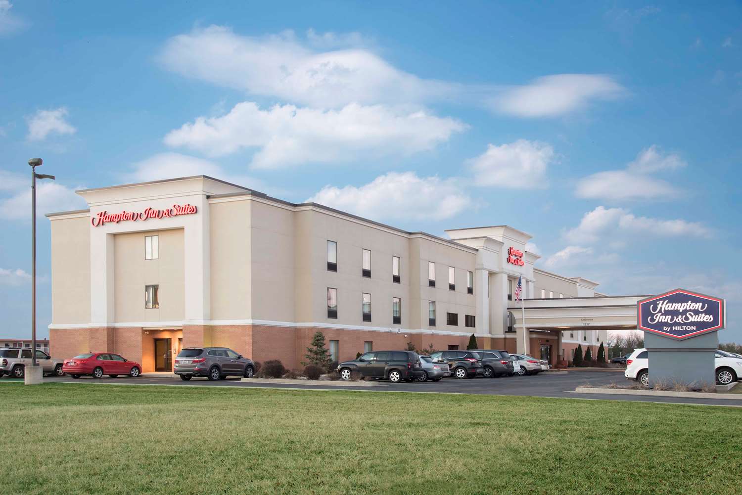 Hampton Inn & Suites Danville 1