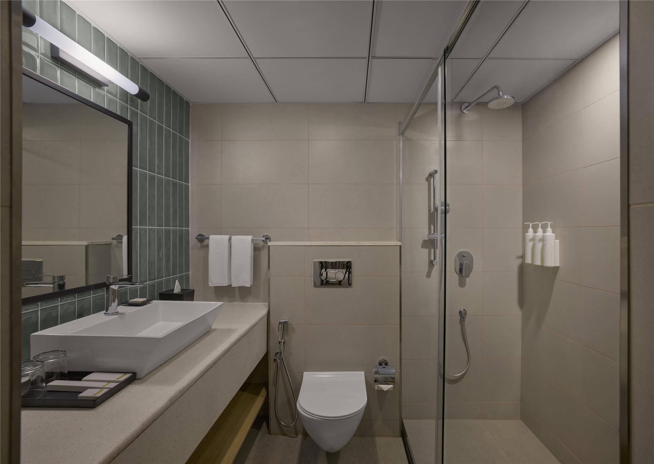 Suite, balcón