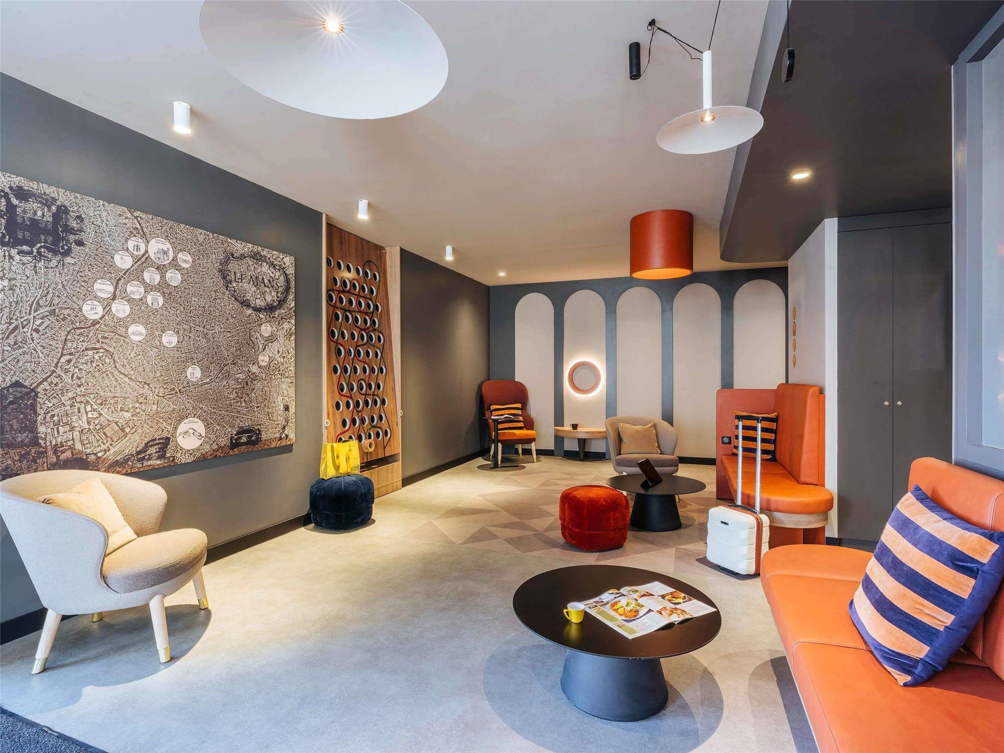 ibis Styles Le Mans Gare Sud 1