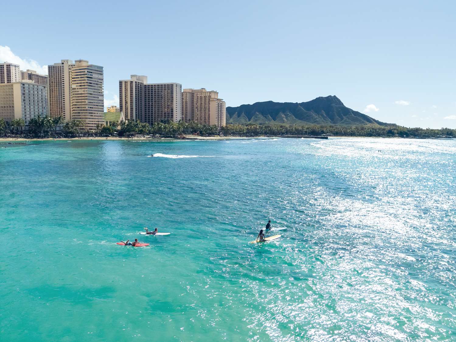 Embassy Suites by Hilton Waikiki Beach Walk 2