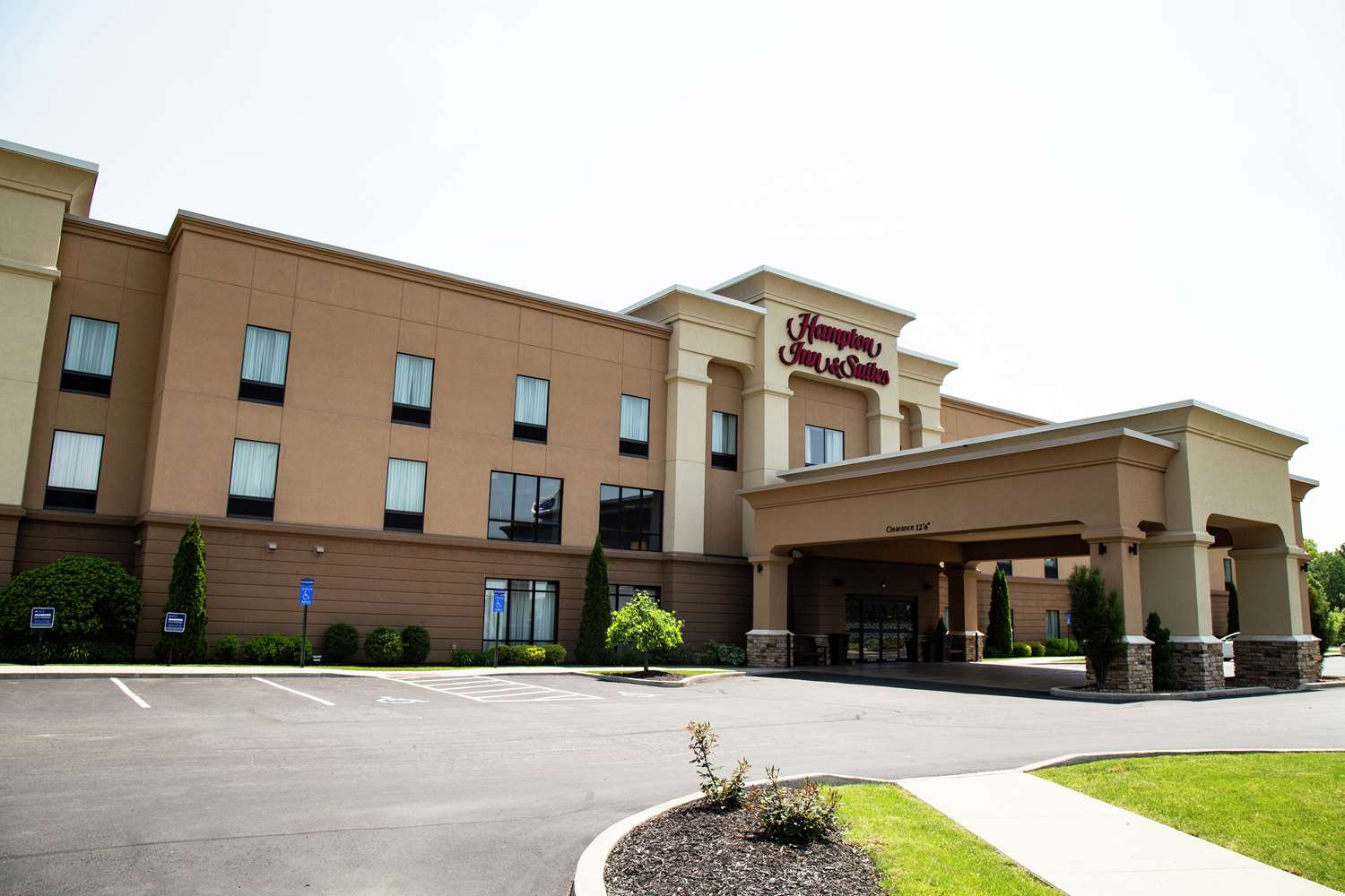 Hampton Inn & Suites Sharon 2