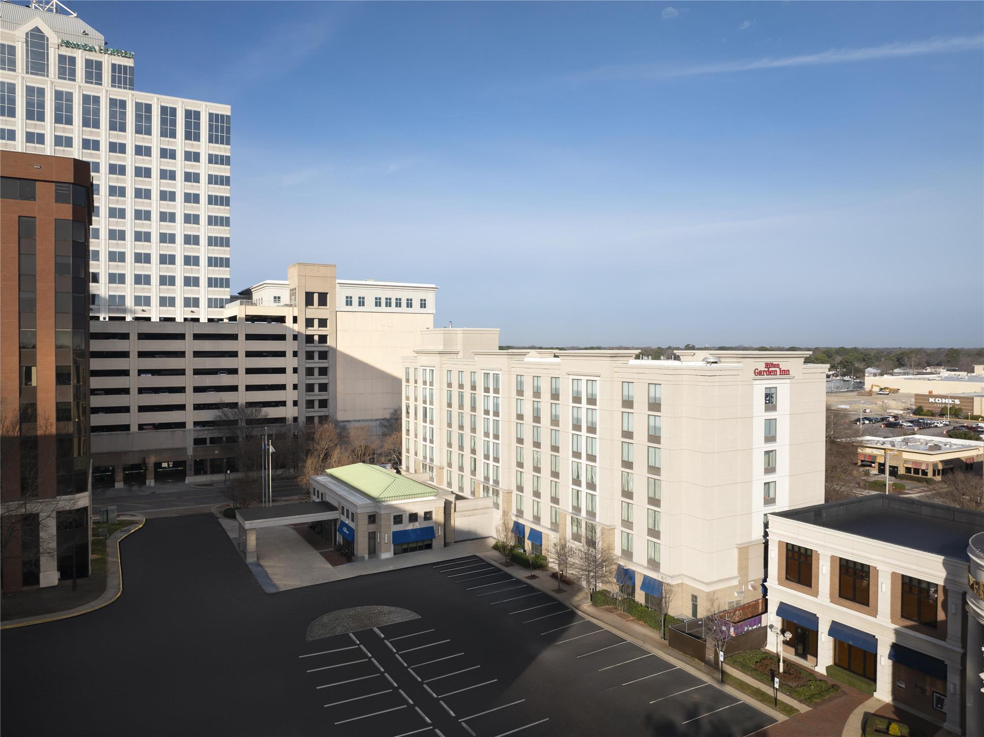 Hilton Garden Inn Virginia Beach Town Center 1