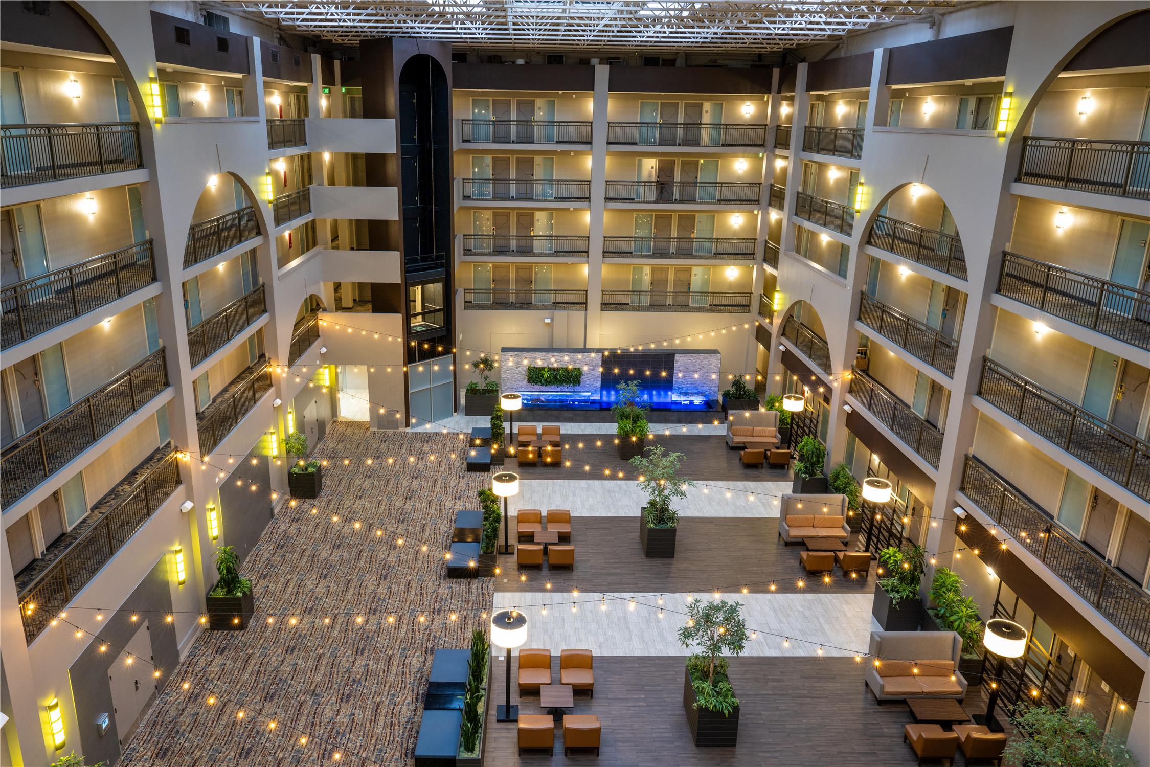 Embassy Suites by Hilton Seattle Bellevue 2