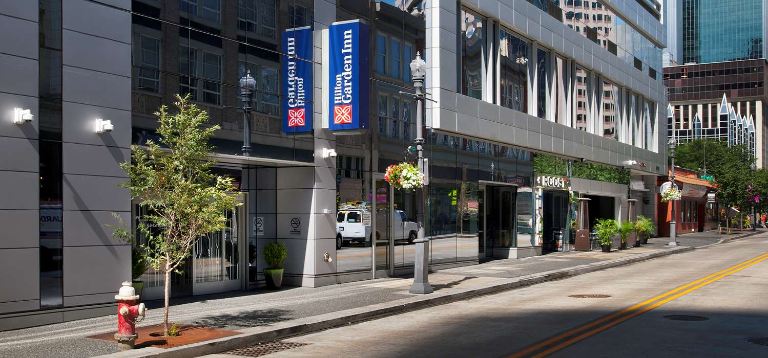 Hilton Garden Inn Pittsburgh Downtown 1