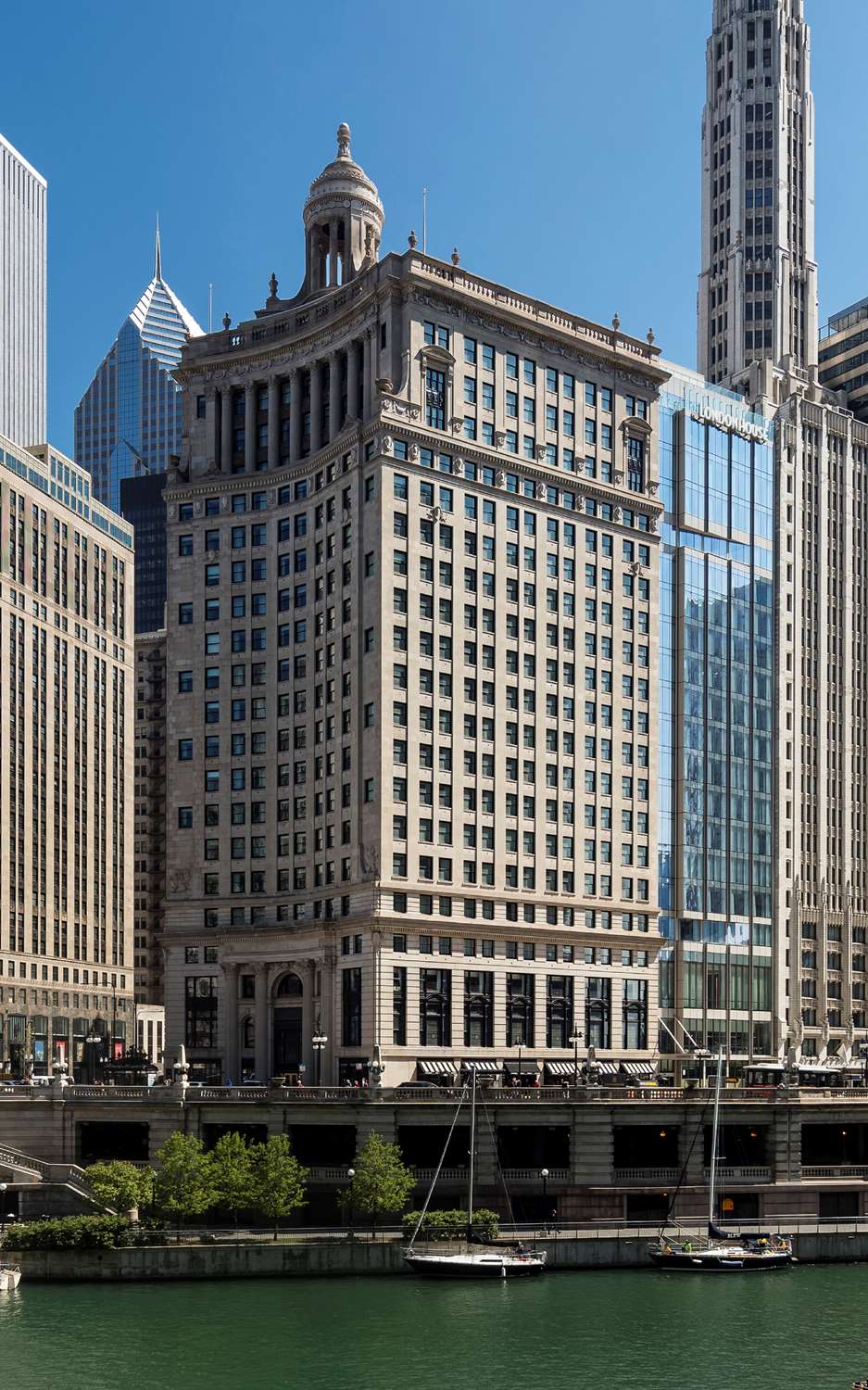 LondonHouse Chicago, Curio Collection by Hilton 2