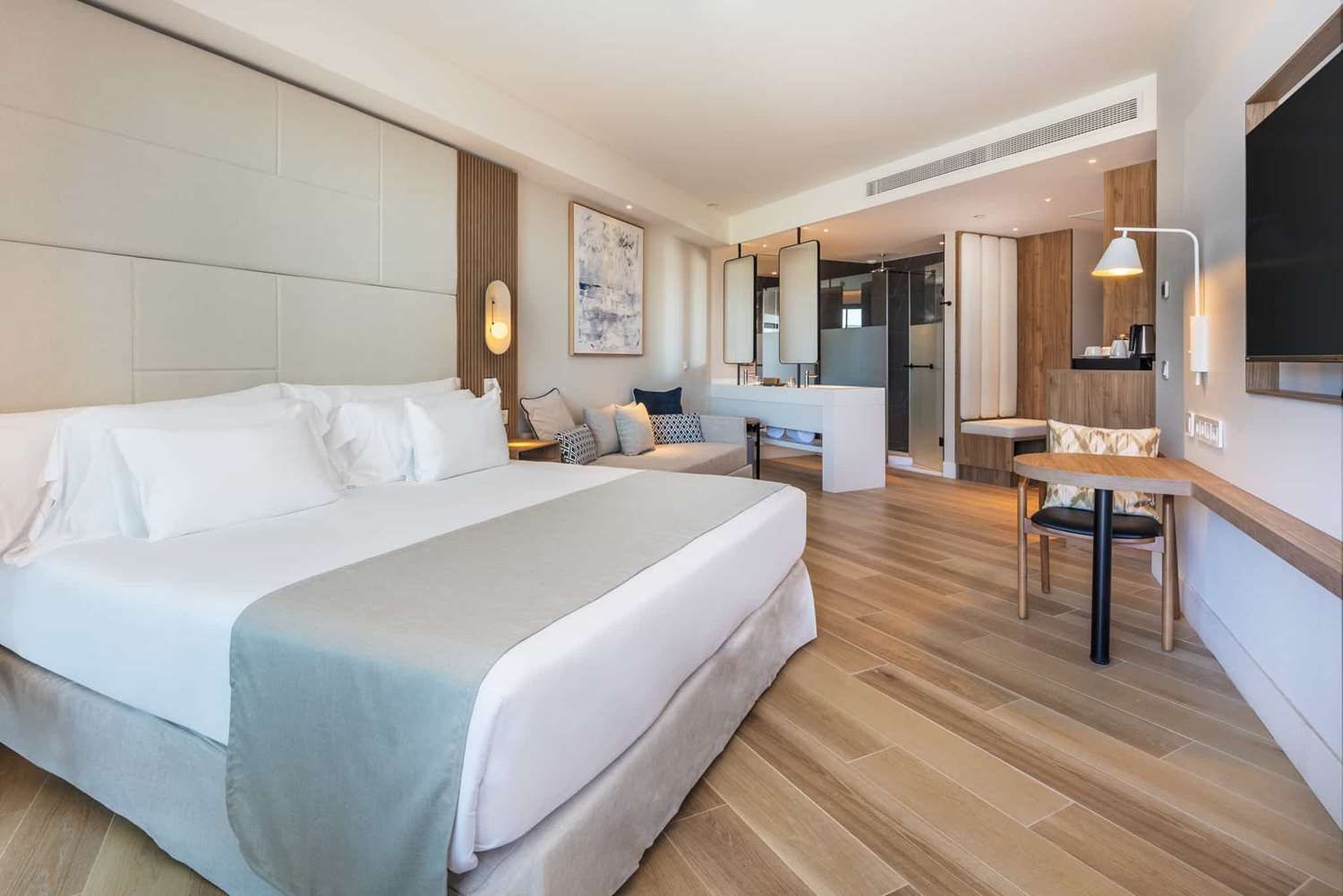 Deluxe Junior Suite with Sea View